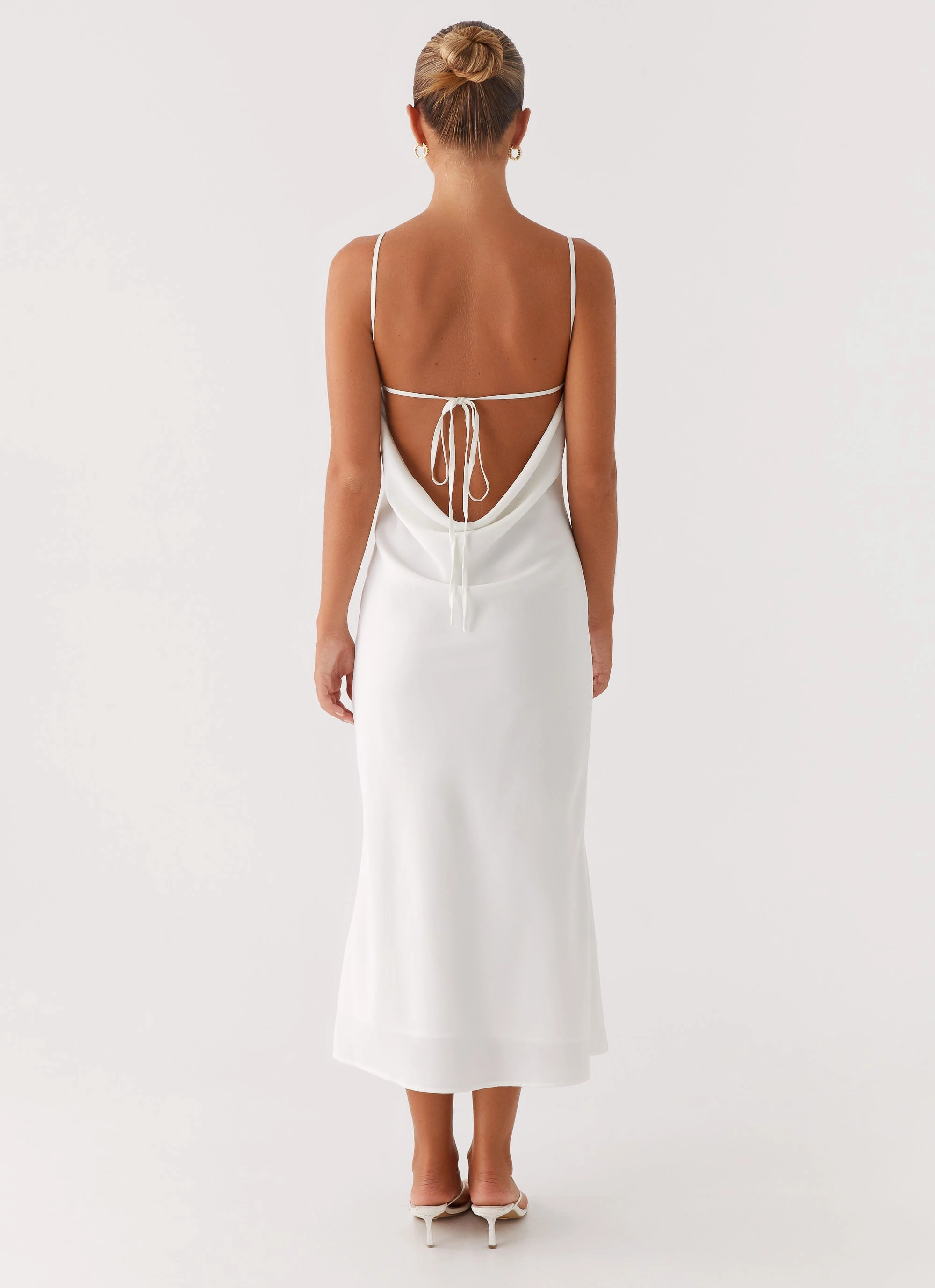 Mermaid-Hem Pure Comfort Bentley Midi Dress - White