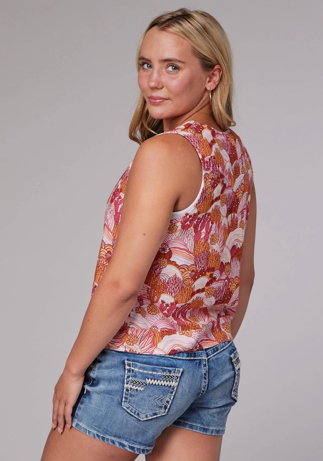 Roper Womens 2078 Groovy Cacti Pink 100% Rayon Vest Winter Fashion Convertible Style