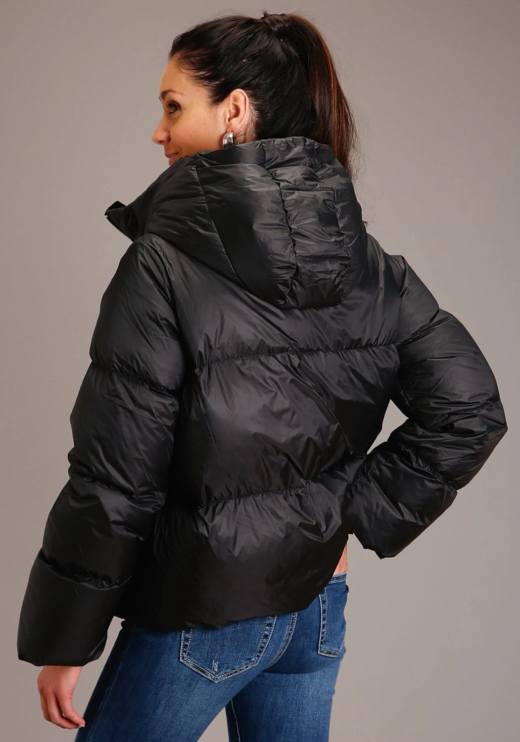 Versatile Layering Options Roper Womens Black Nylon Hooded Down Puffer Coat