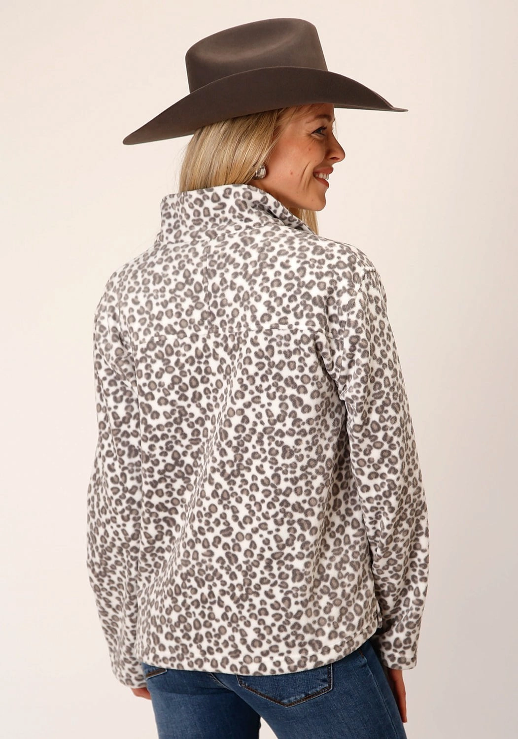 Shrink Resistant Treatment CompactFoldable Roper Womens Snow Leopard White Polyester Fleece Pullover