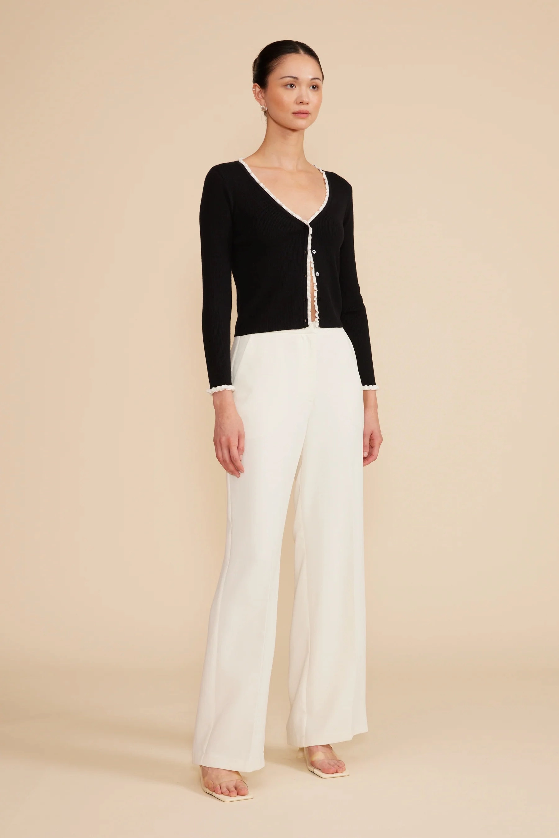 Cozy Look Roshe Mini Cardigan - Black