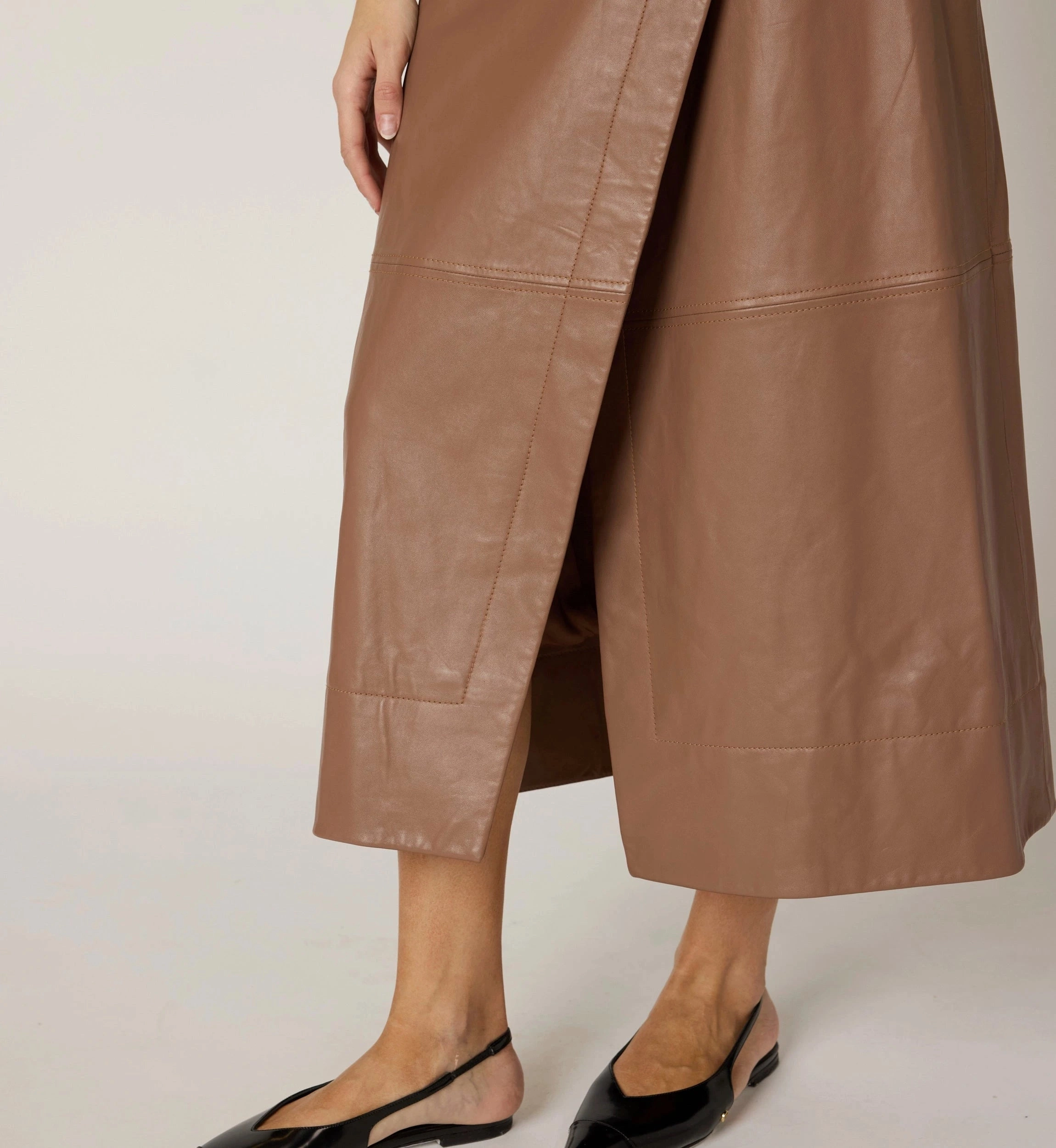 Livia Midi Skirt | Woodrose Photography Session Eco conscious