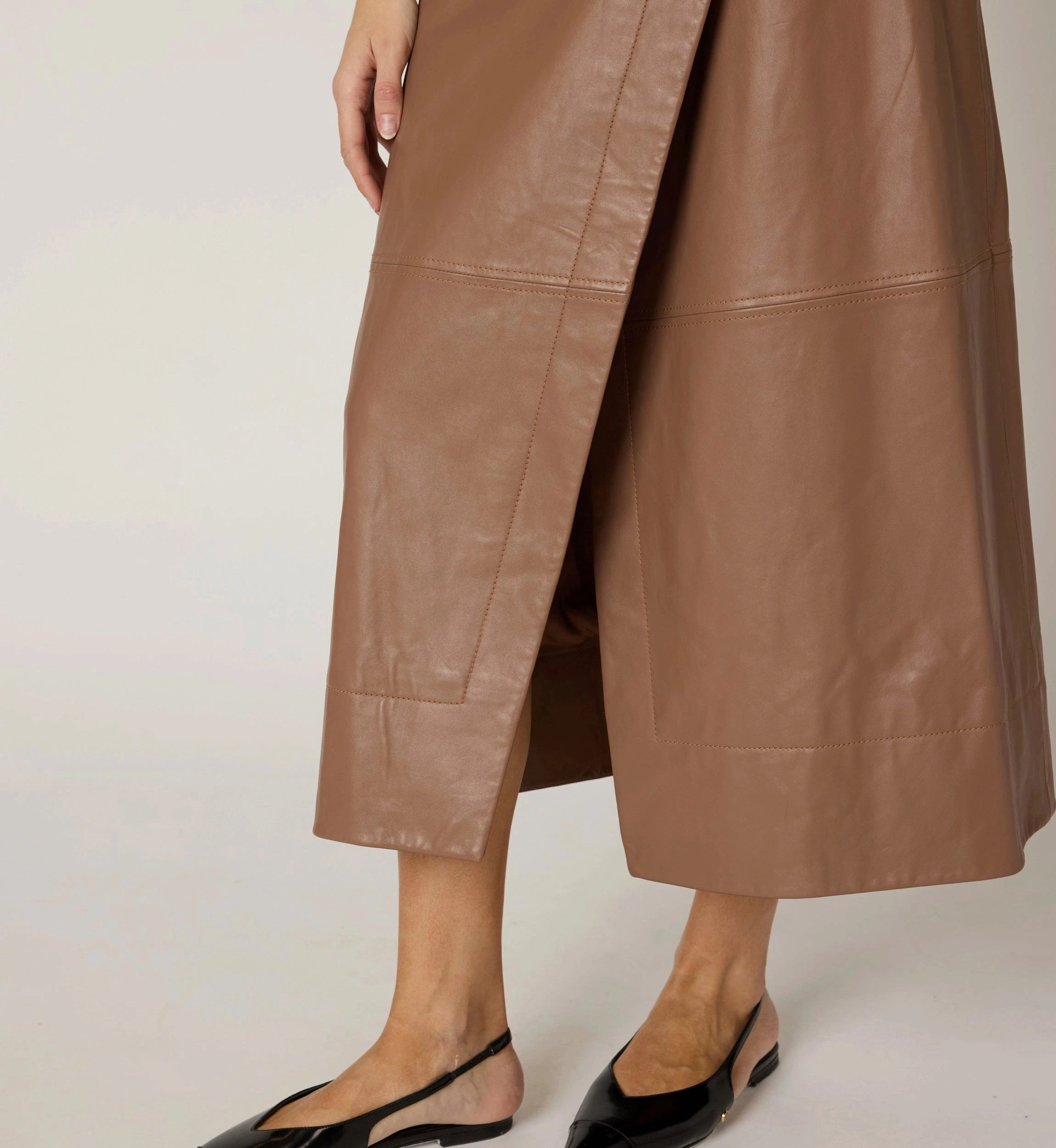 Livia Midi Skirt | Woodrose Midweight Four Way Stretch wrinkle free finish