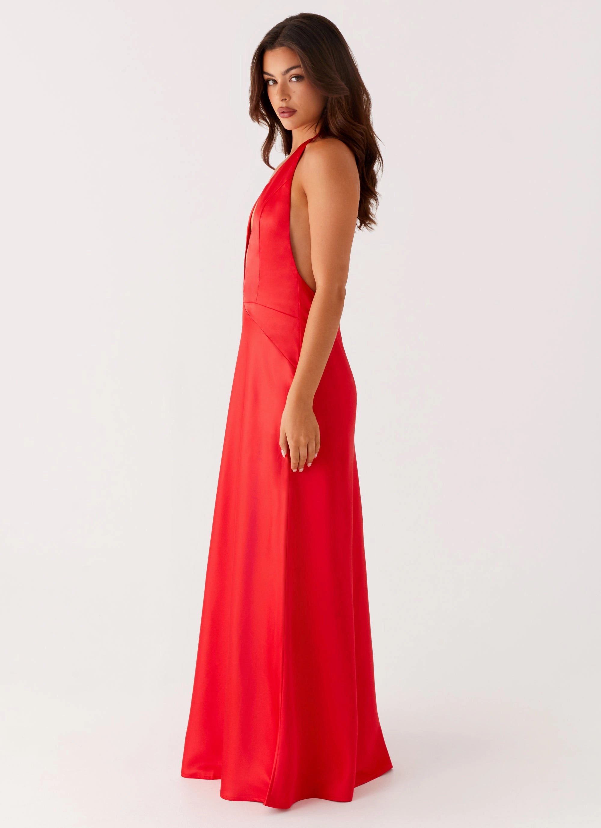 Chic Layering Idol Maxi Dress - Red