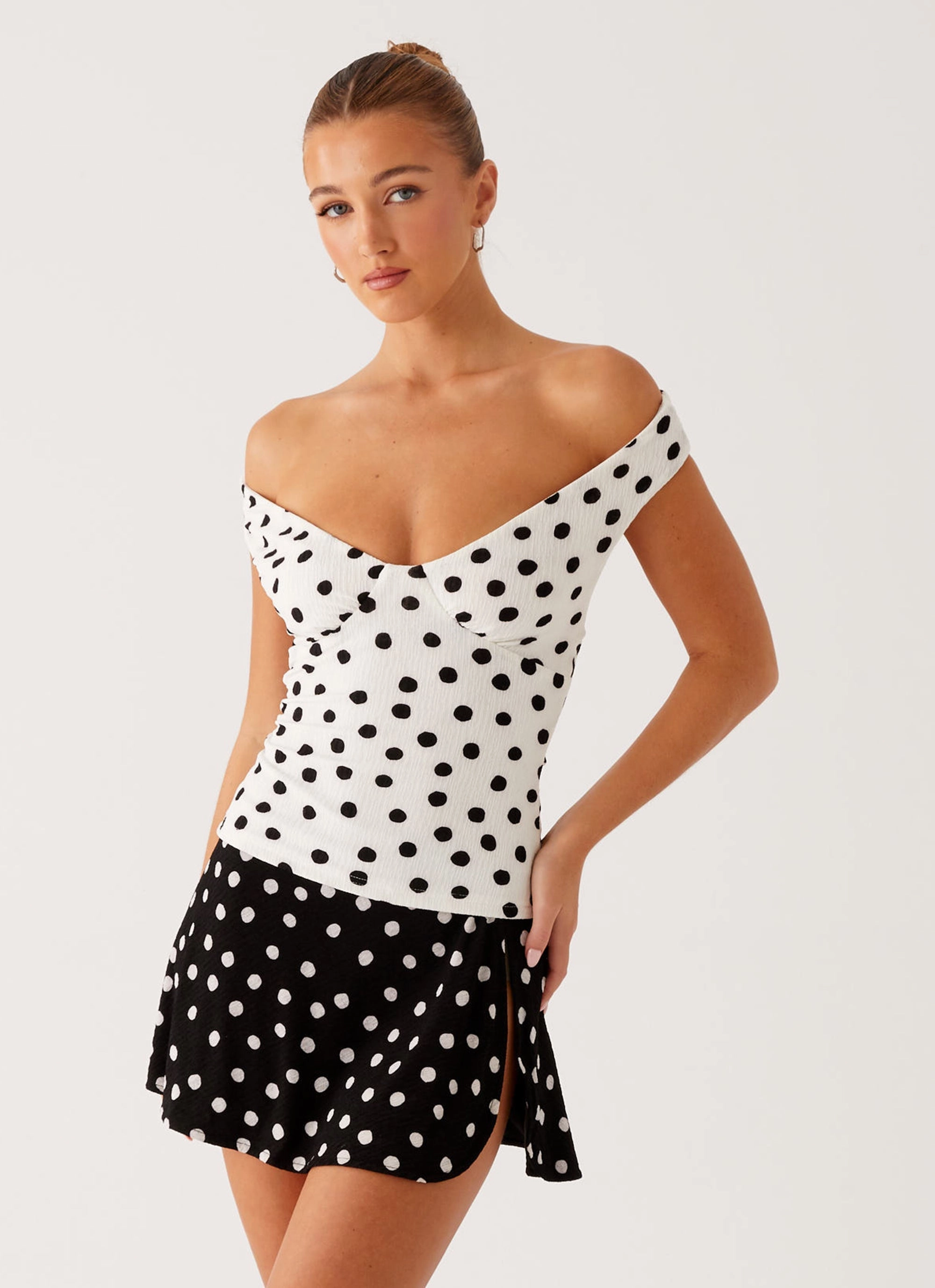 Grid Texture Fabric Rylie Top - White Polka Dot