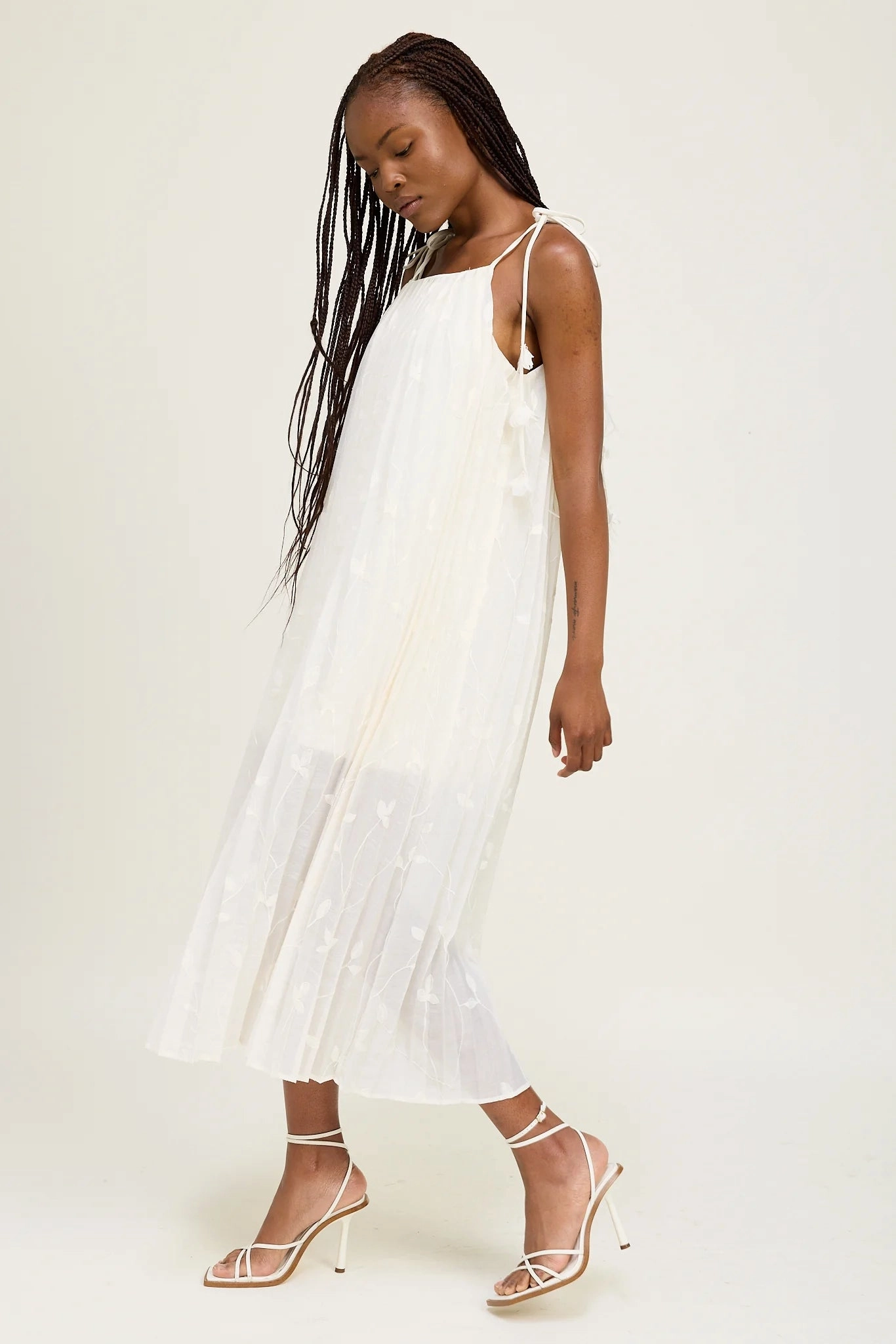 Sadie Maxi Dress Perfect for Layering Flattering Fit Wear