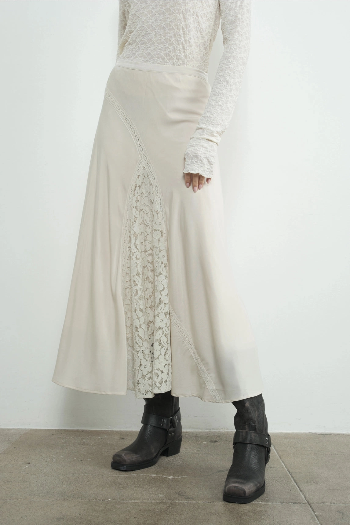 YarnDyedQuality Microfiber texture Satin Lace Midi Skirt - Dove