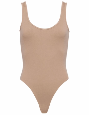 L'AGENCE Nica Scoop Neck Bodysuit in Cappuccino Adjustable Hem Athletic Cut