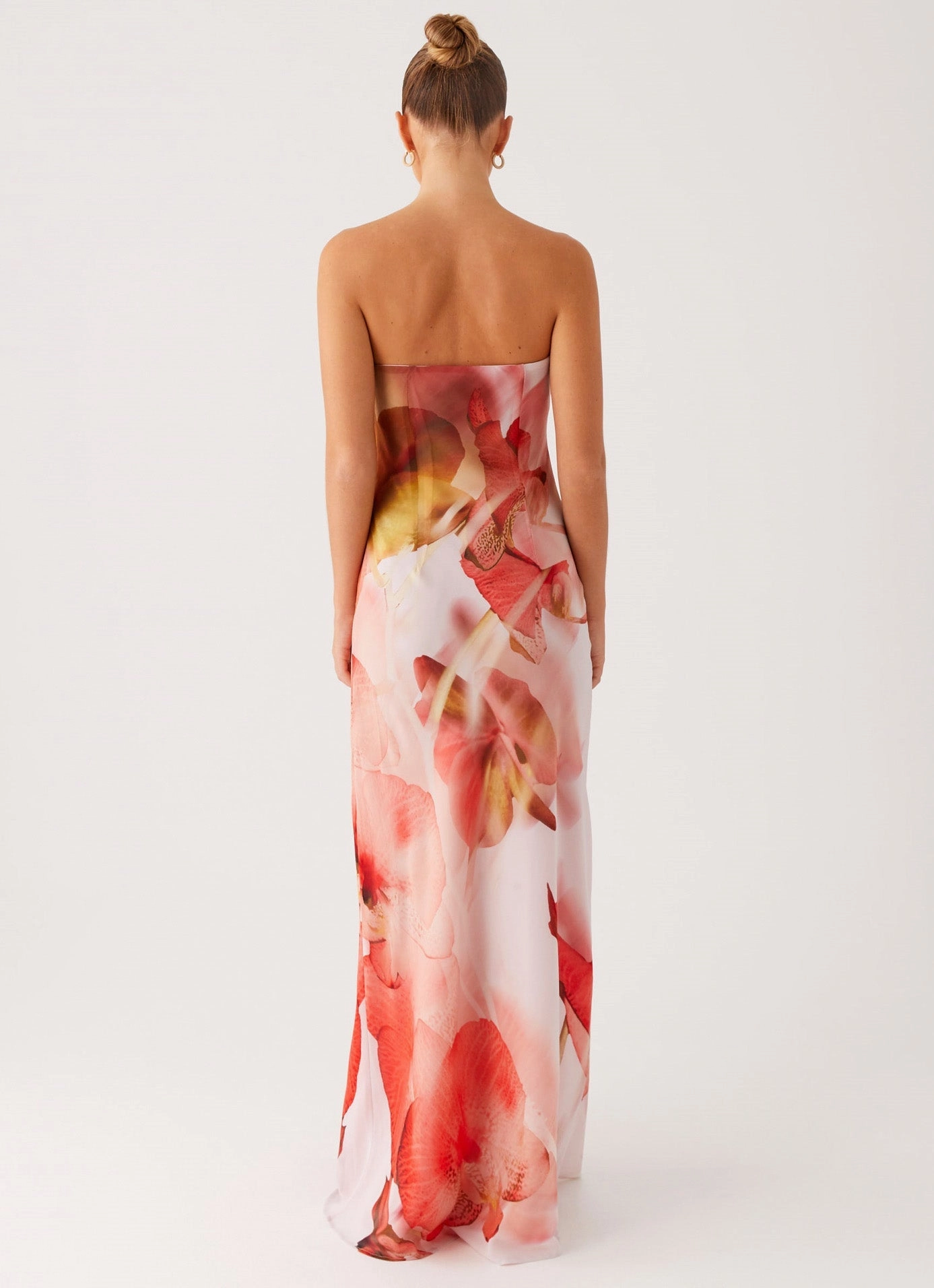 Kunis Maxi Dress - Peach Rose Chic and Elegant