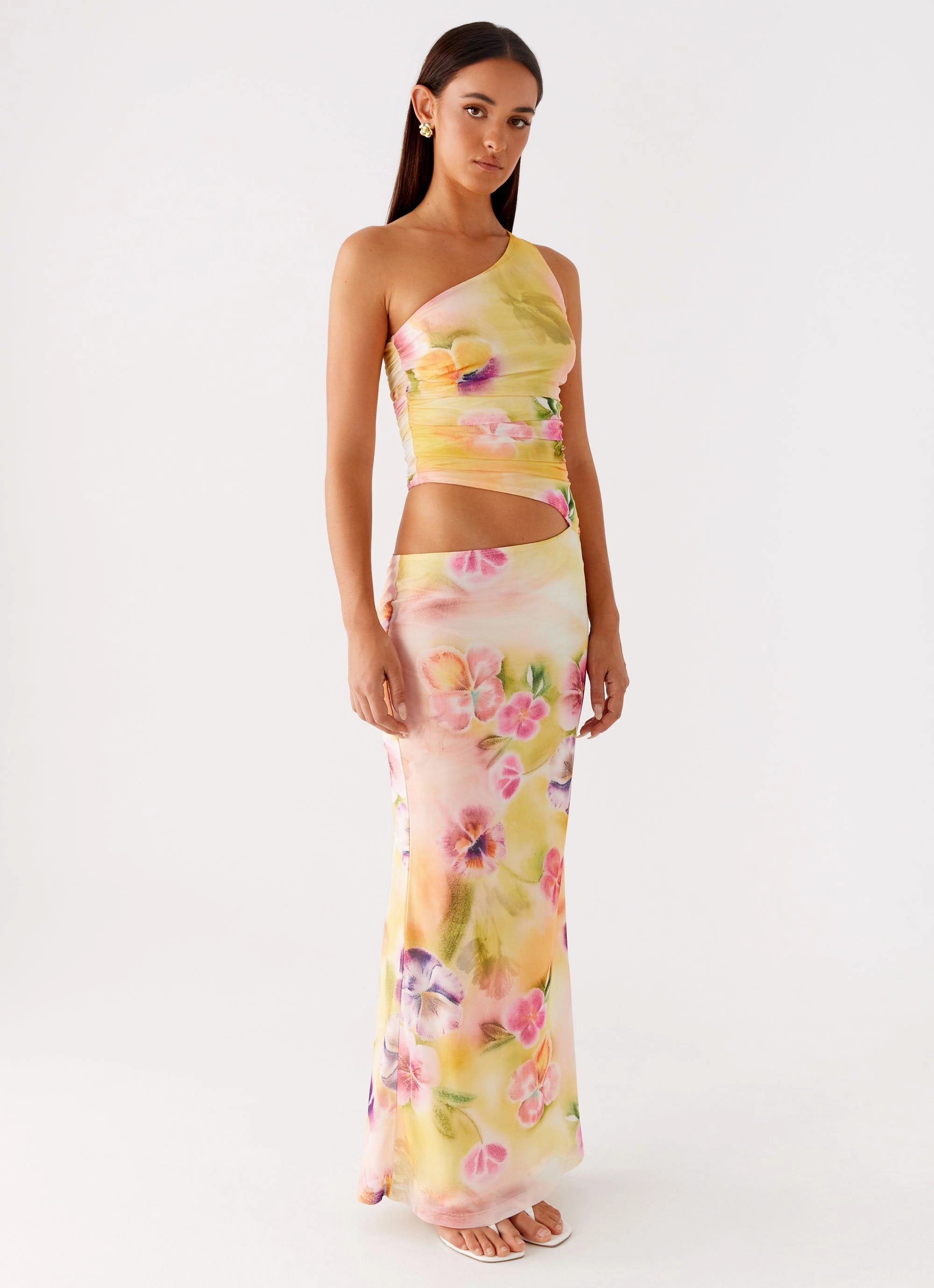 loose silhouette Seranella One Shoulder Maxi Dress - Sunburst Floral