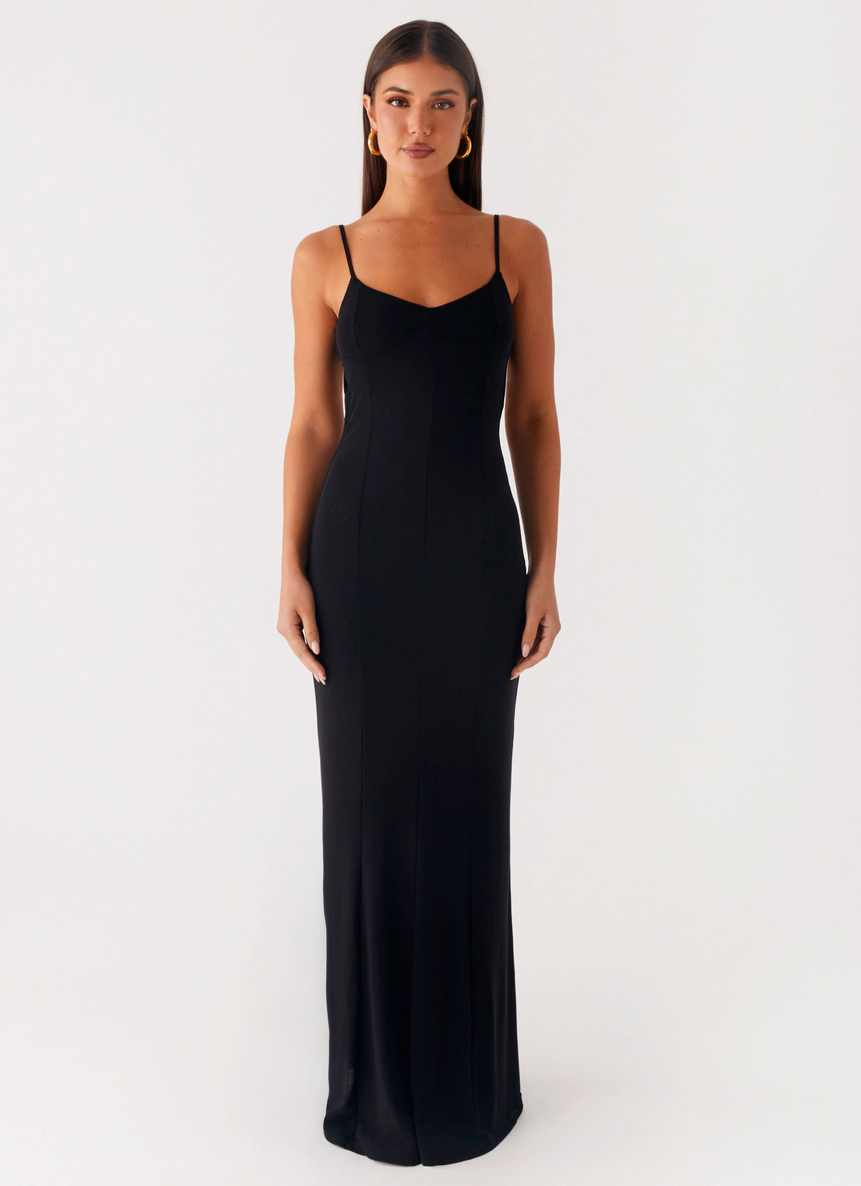 Elegant Fabric Serene Escape Maxi Dress - Black