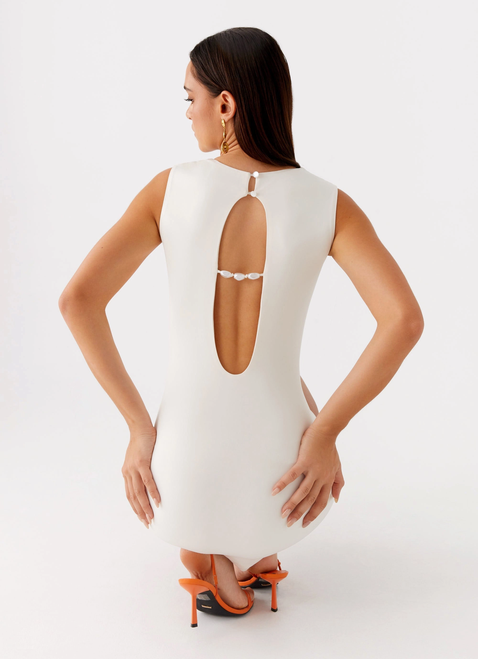 Elegant knee-length dress Shai Pearl Mini Dress - Ivory