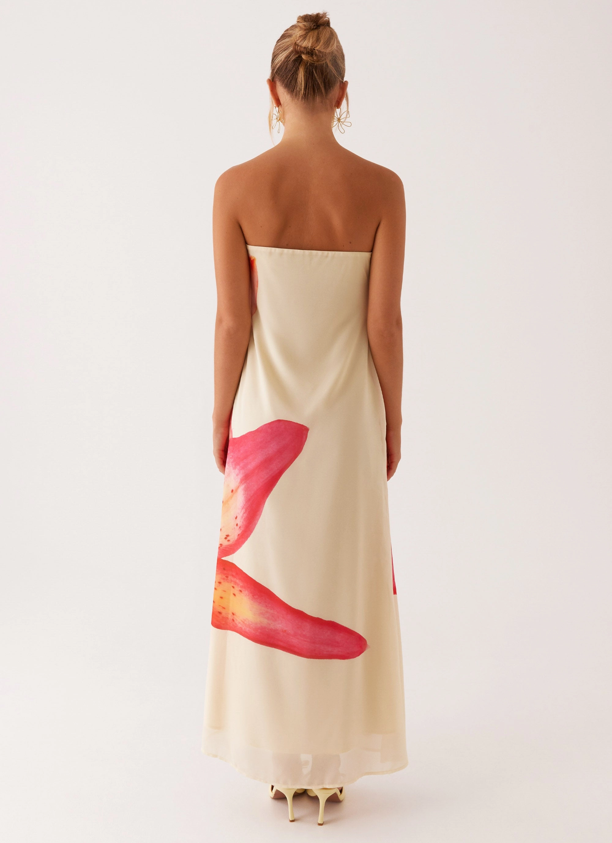 Darcy Maxi Dress - Yellow Floral Relax Appeal Urban Minimalism