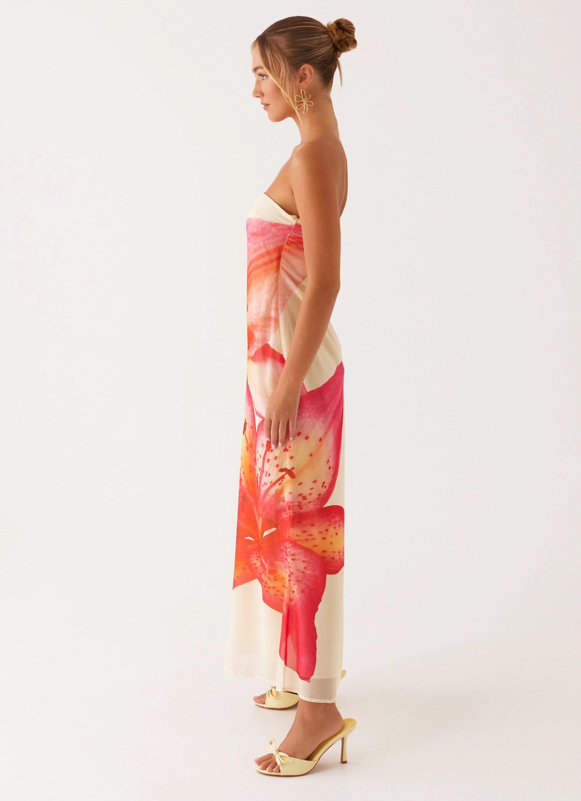 Darcy Maxi Dress - Yellow Floral Comfortable Design Wear Shirred-Detail