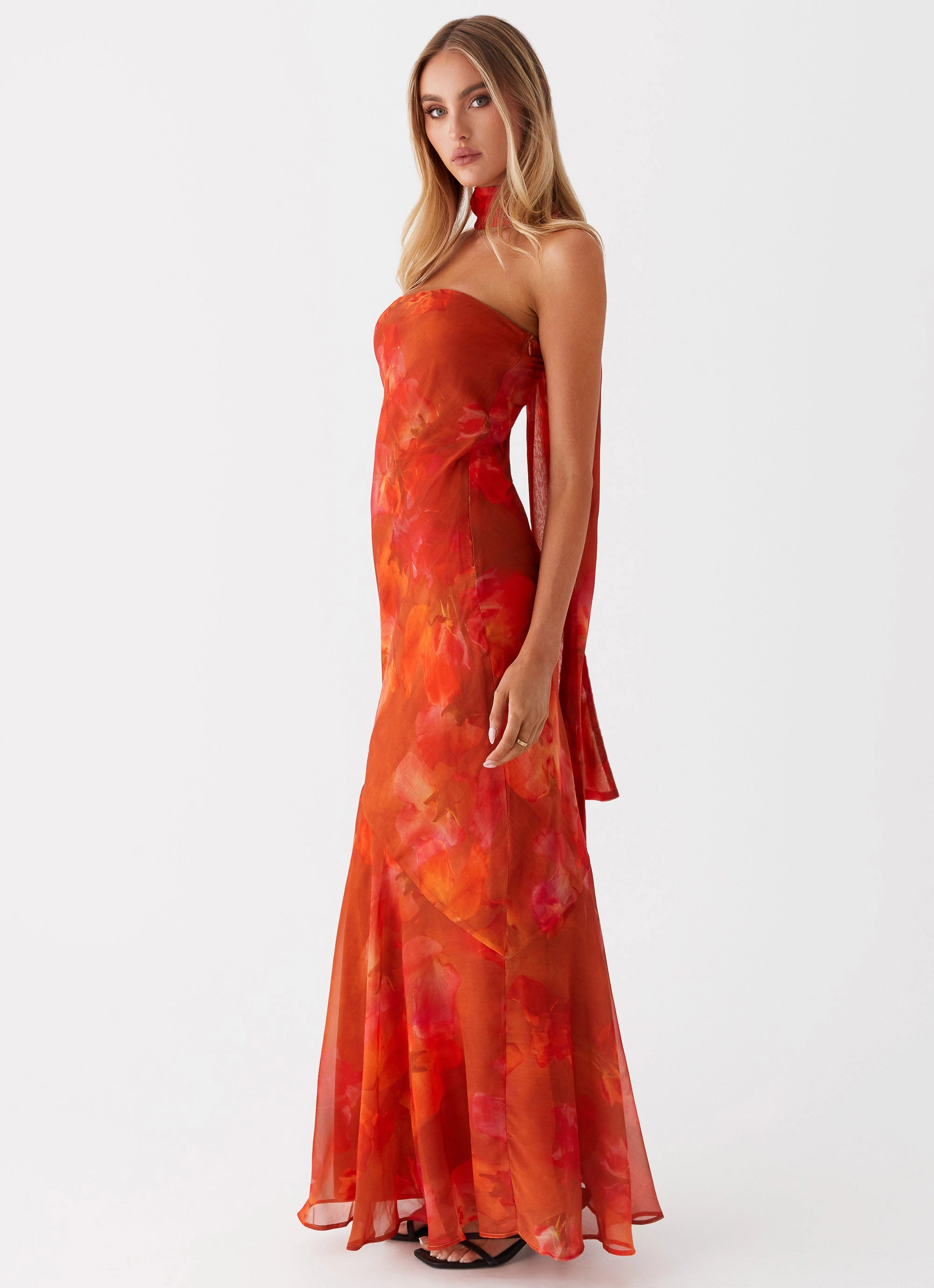 Under The Pagoda Maxi Dress - Amber Lace-Edge