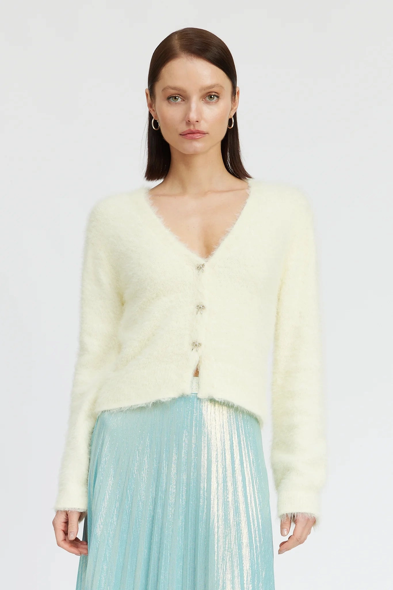 ConvertibleStyle Minimalist Collar Merida Cardigan