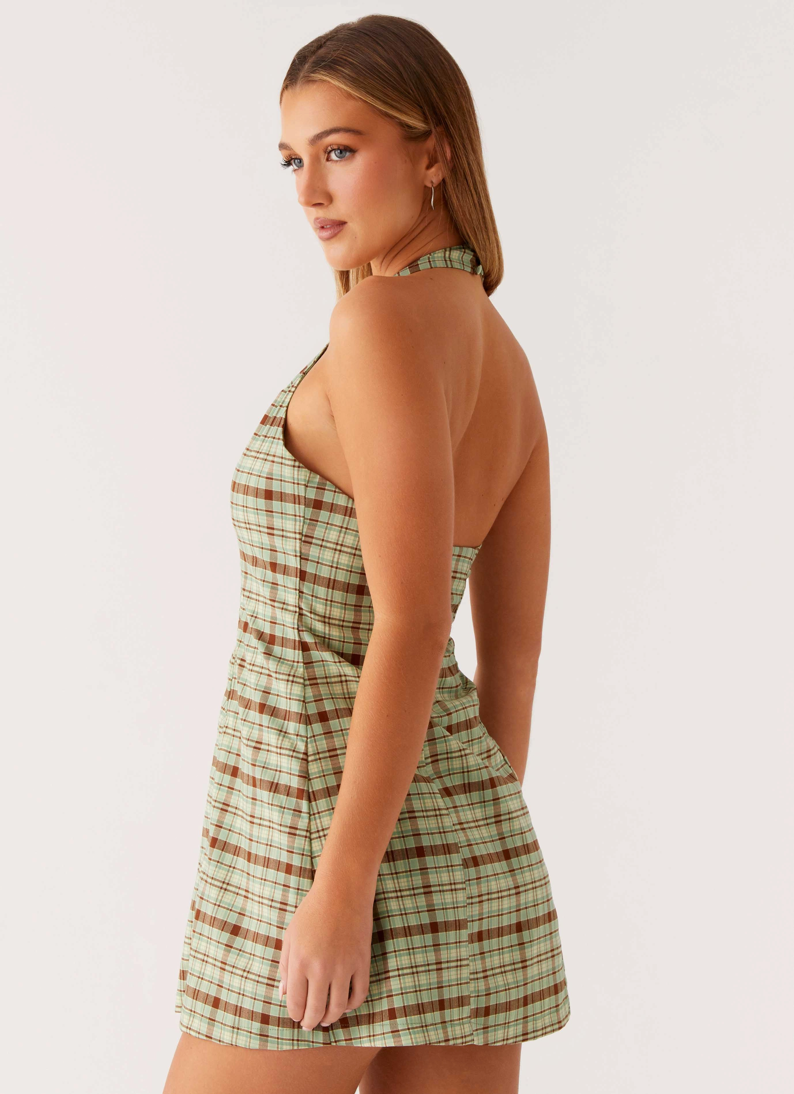 Smart Layer Wear Flowy-Shape Dunia Halter Mini Dress - Forest Plaid