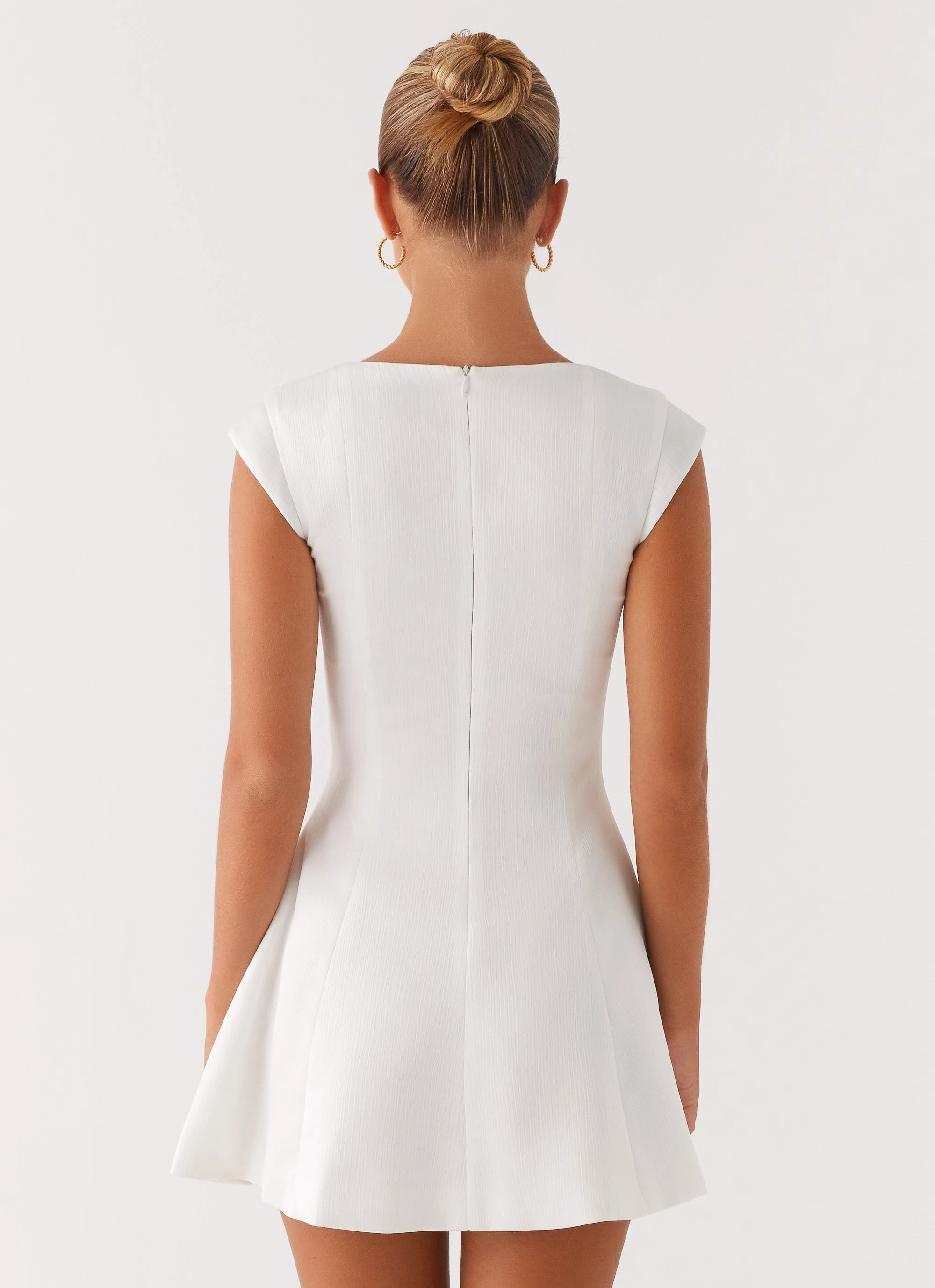 Embroidered-Detail Contrast-Lining Maryjane Mini Dress - White