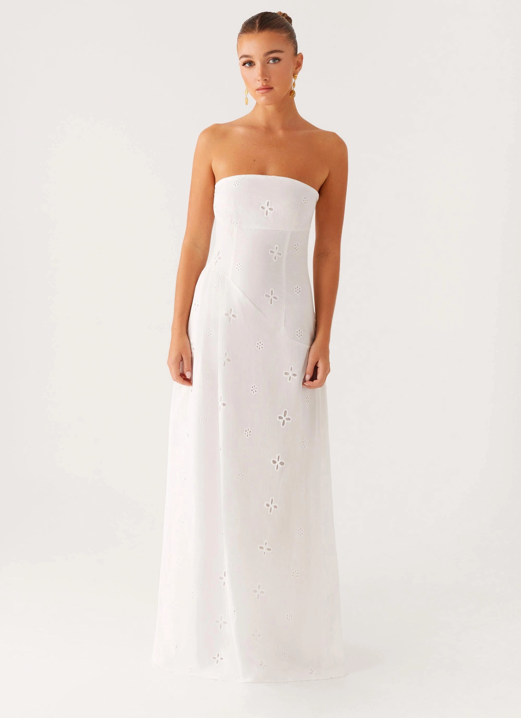 Sunkissed Maxi Dress - Ivory Sleek Motion Easy Look