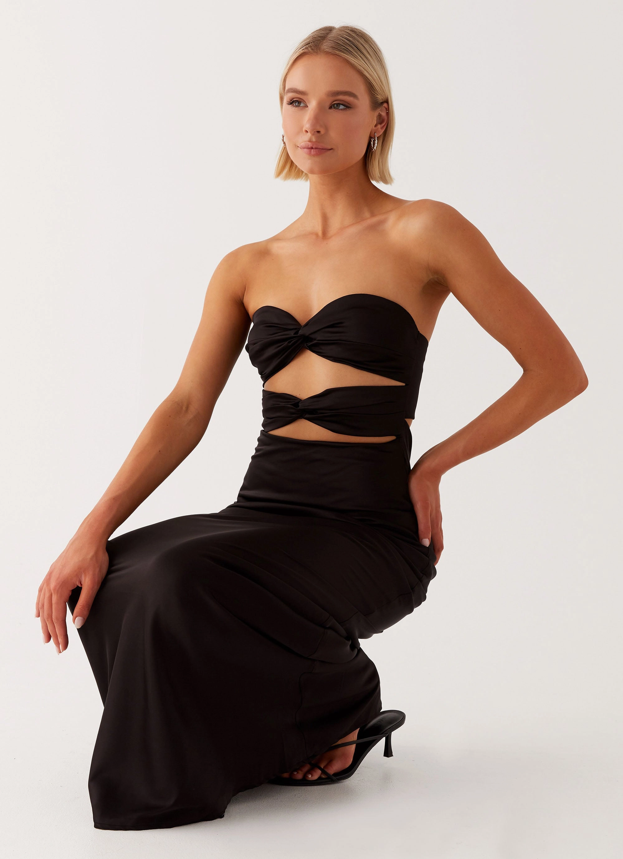 Classic Vibe Tianna Strapless Maxi Dress - Black