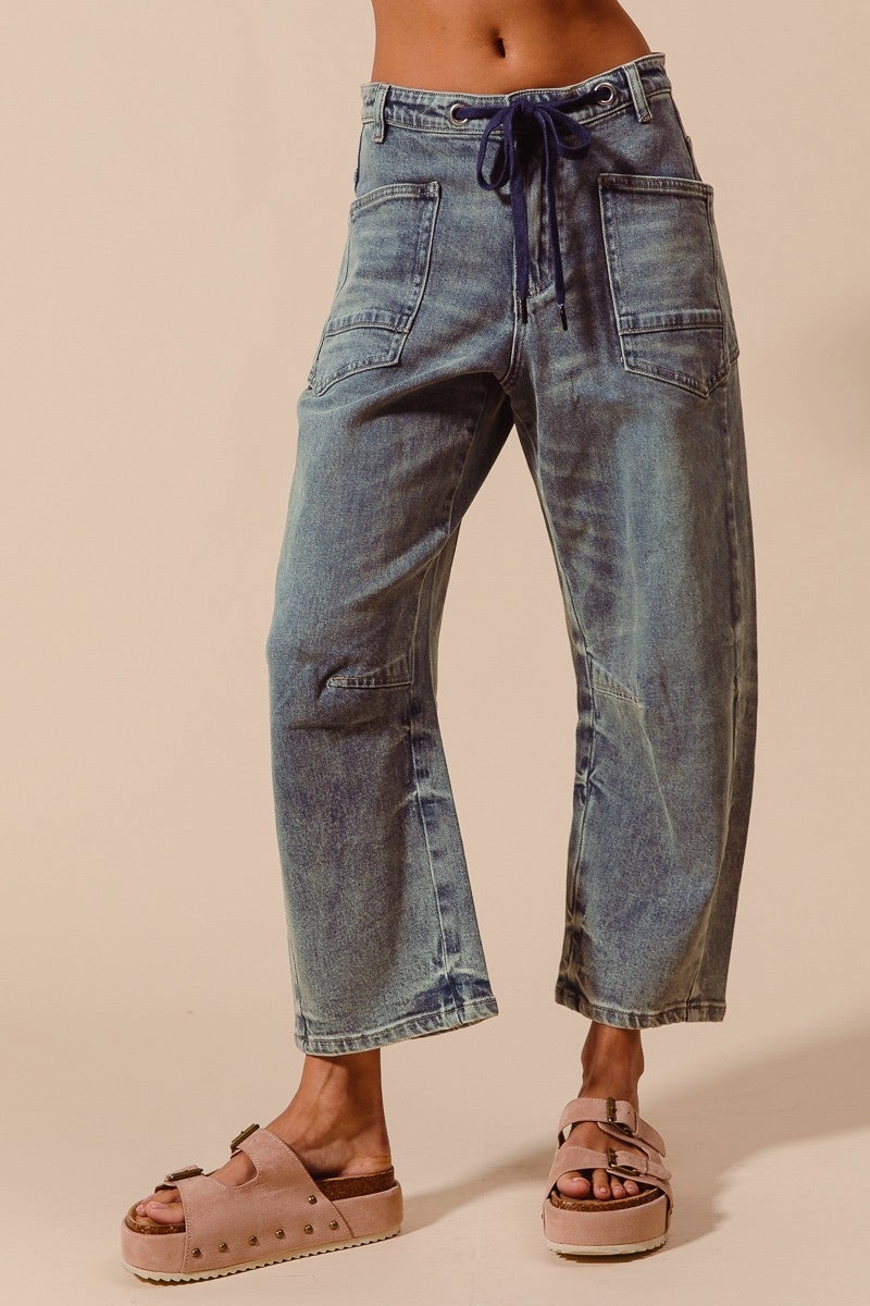 Thermal Insulation Mid-Rise Denim Barrel Jeans