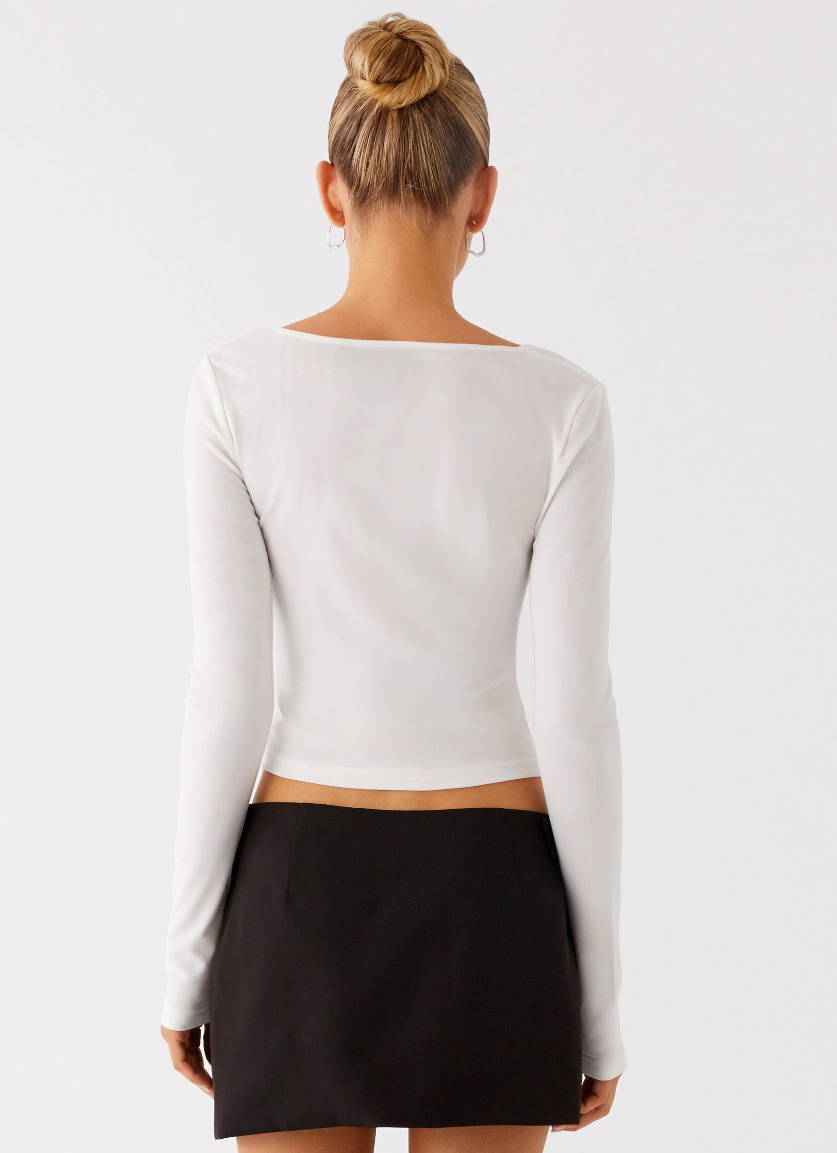 Heather Effect Finish Distressed Texture Fifth Ave Mesh Long Sleeve Top - Off White