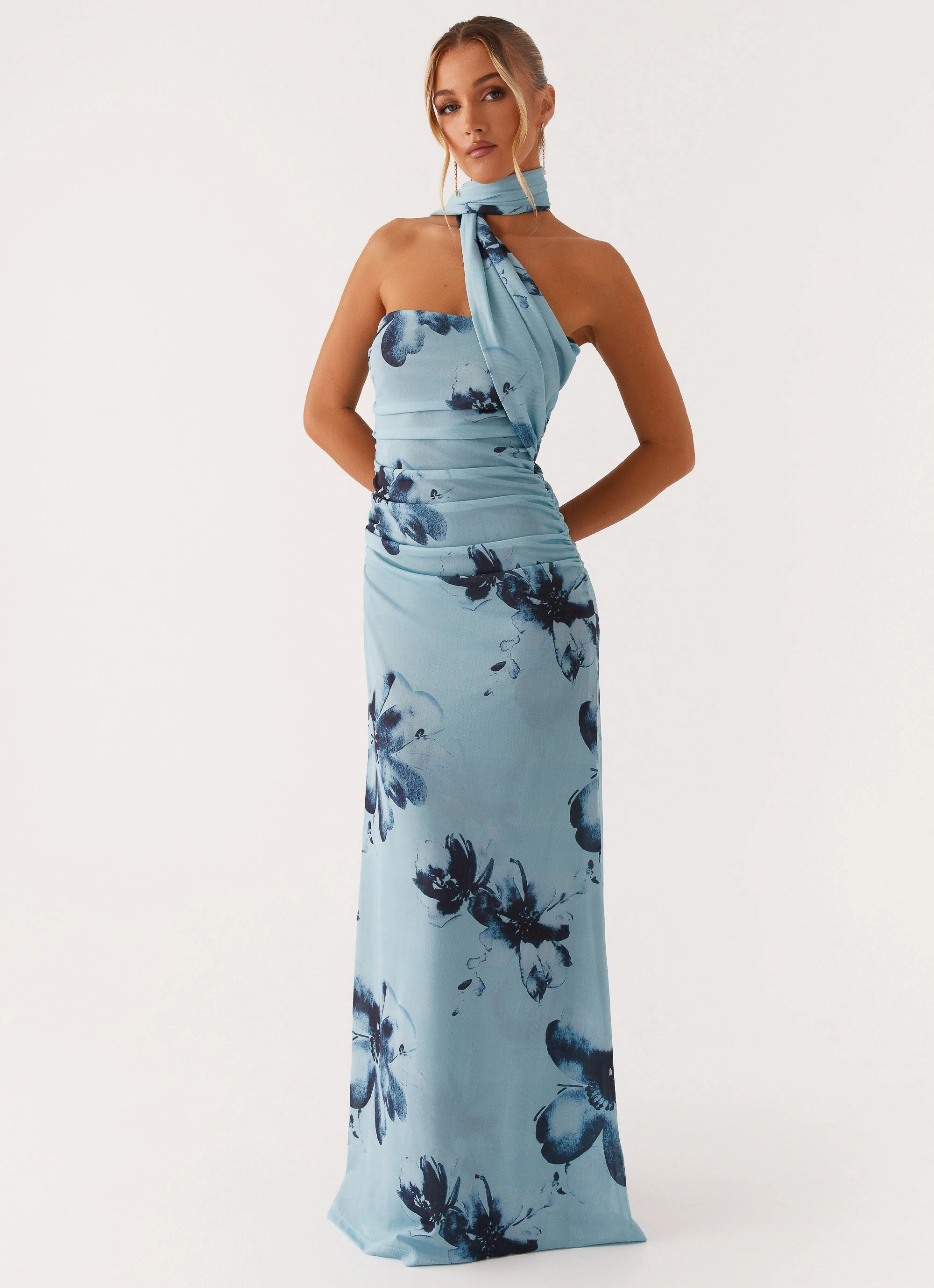 Petite Chic Songbird Maxi Dress - Blue Black Floral