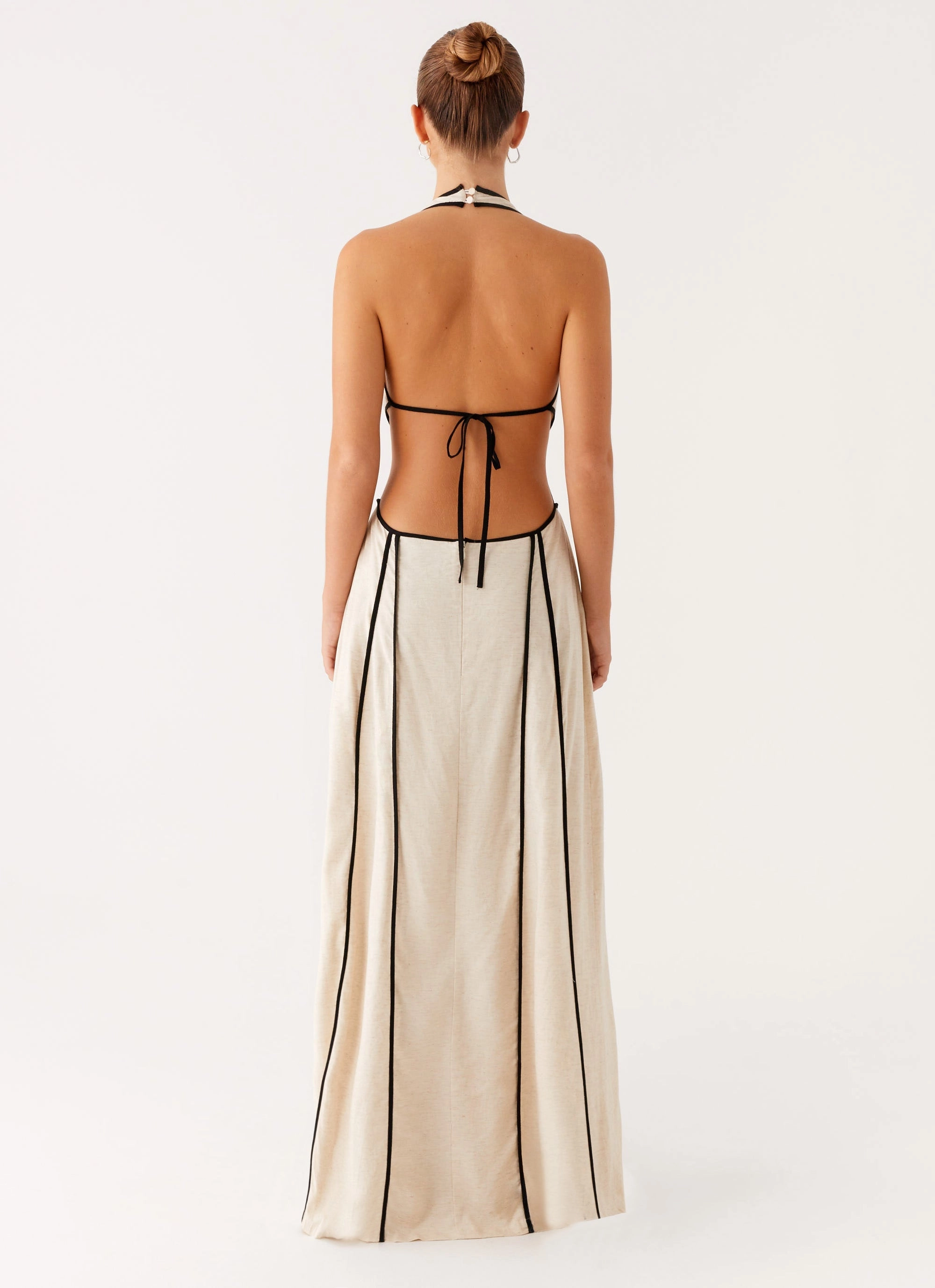 Sonnet Maxi Dress - Oatmeal Relaxed Fit Look