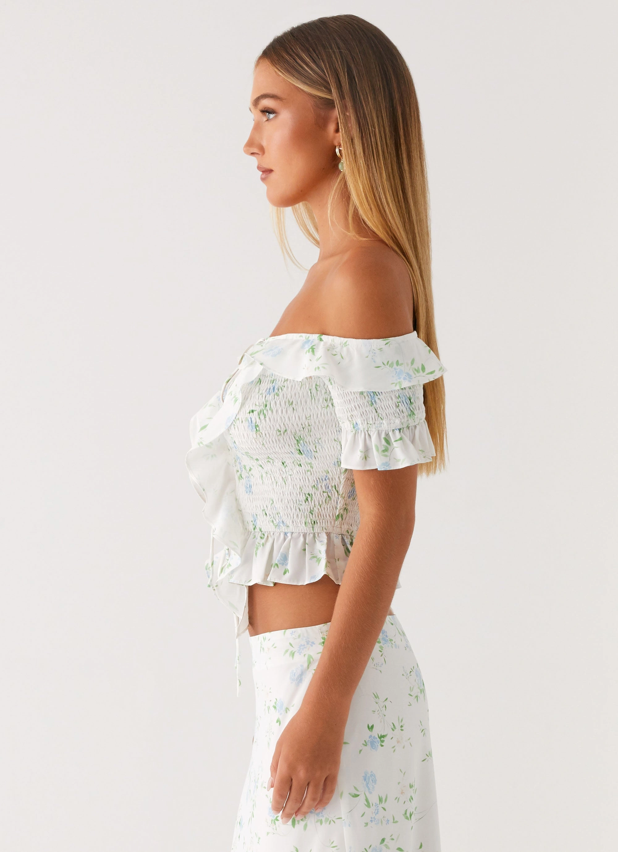 Star Girl Top - Vintage Ditsy Floral elegant design