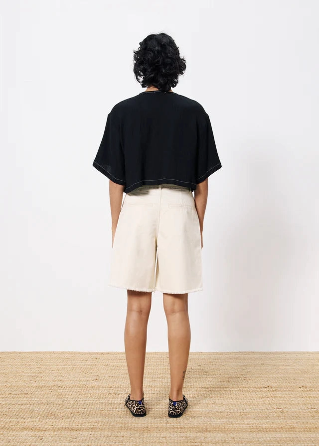 Breathable Design MinimalistSilhouette FRNCH Casimire Top