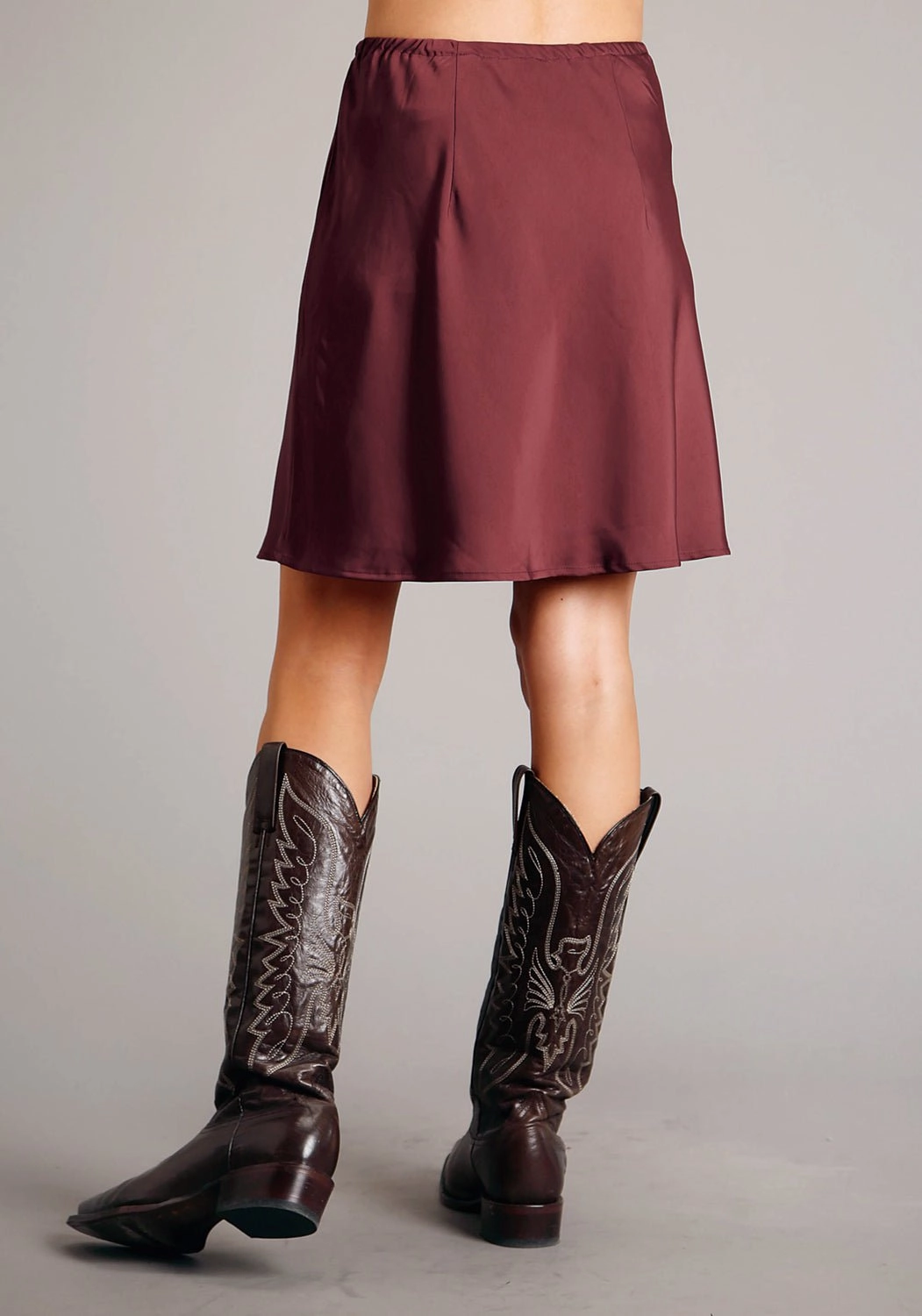 Subtle Detail Adjustable Hem Stetson Womens Satin Wine Poly/Rayon Skirt