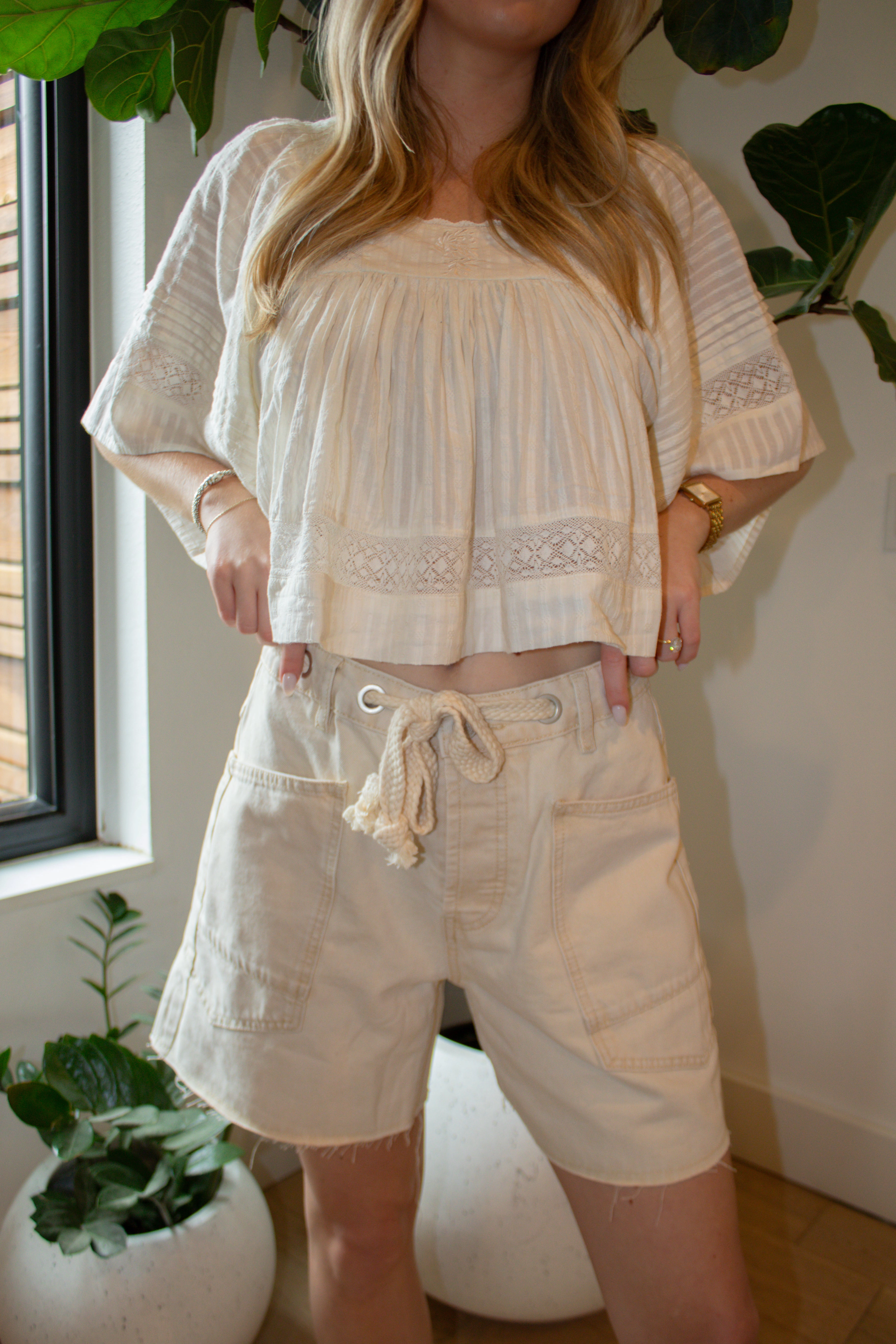 Vintage Washed Barrel Denim Shorts - Cream Comfy Design