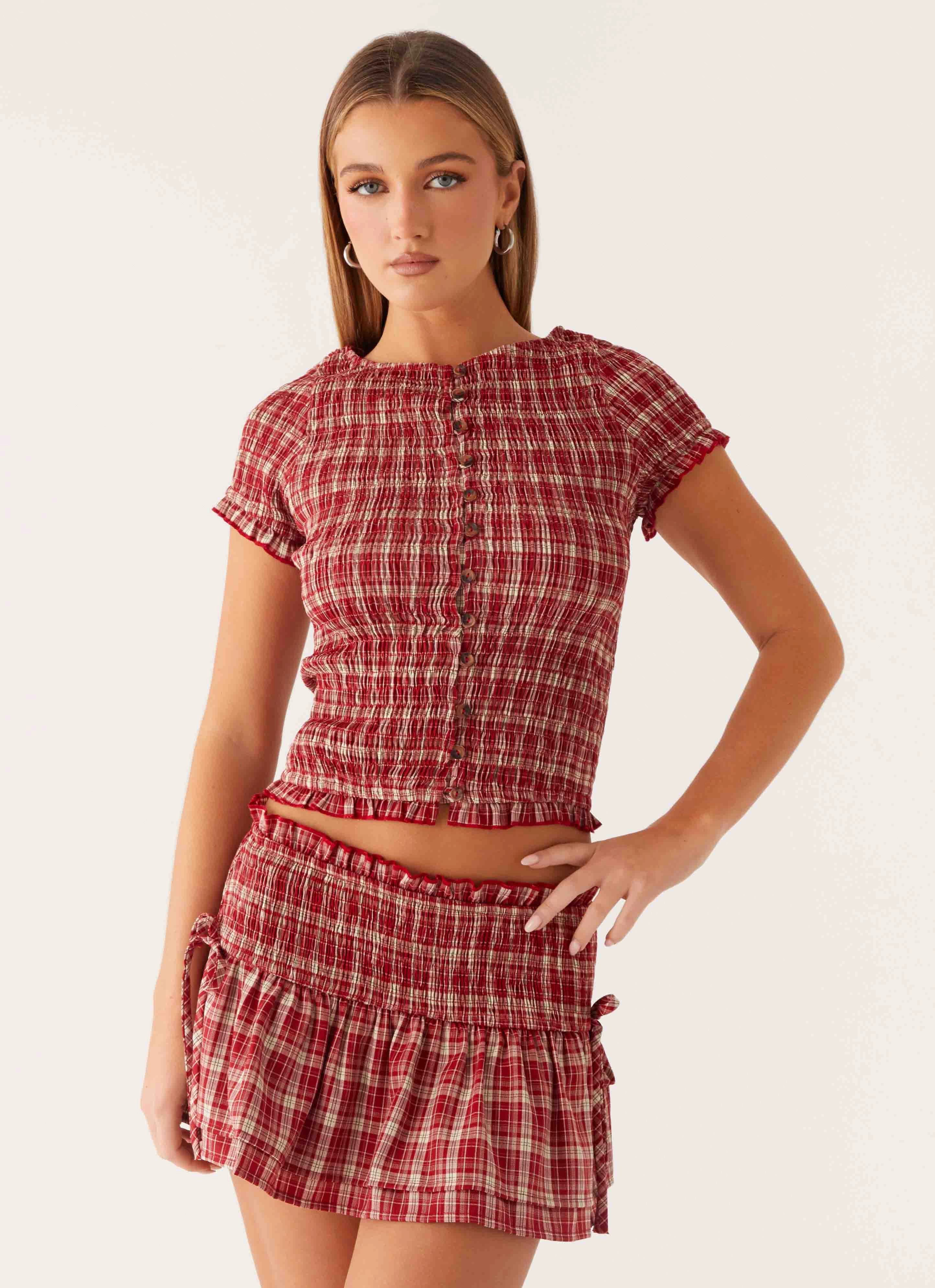 Lenore Button Top - Ruby Check MultiPocket Design Unstructured Fit