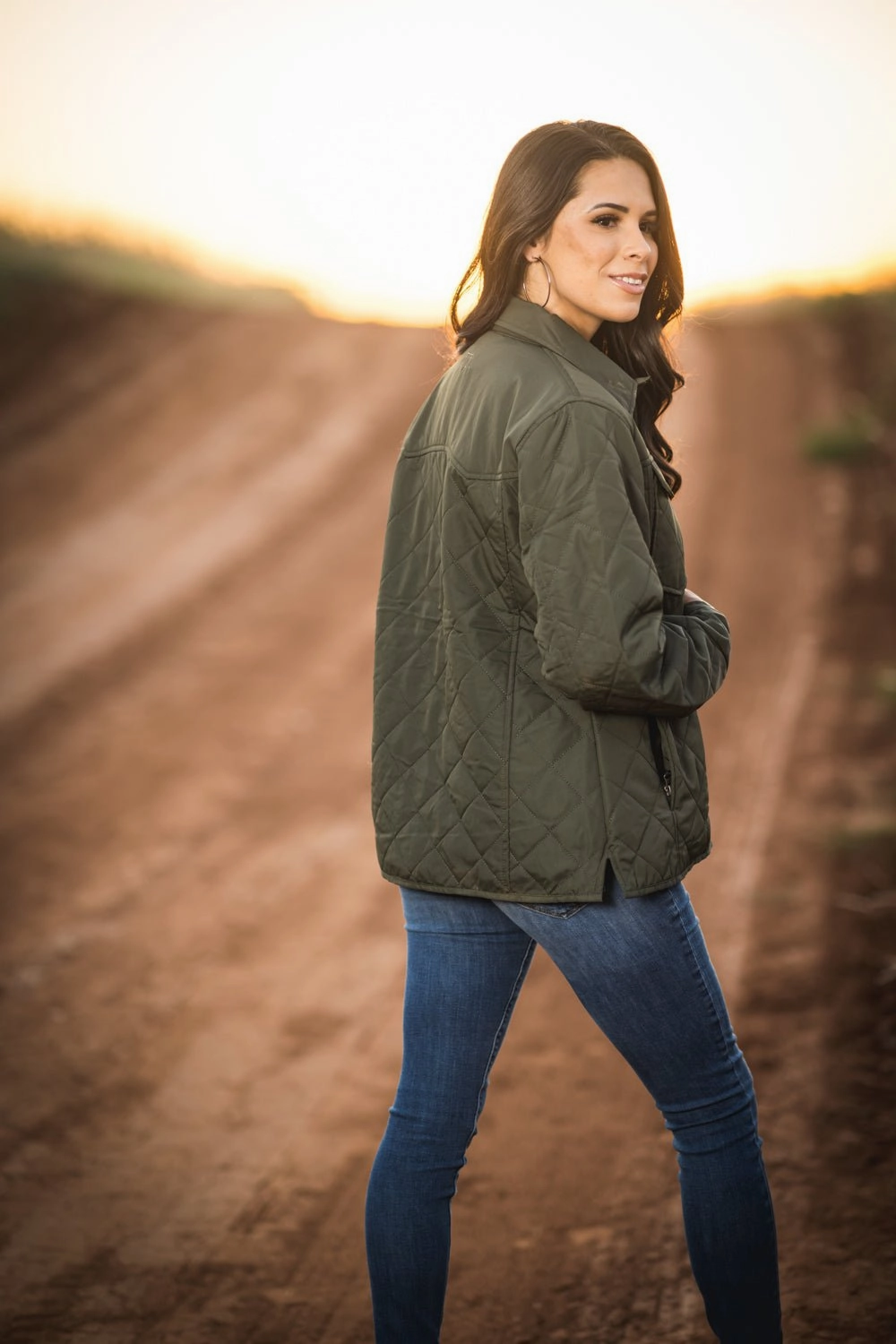 STS Ranchwear Womens Cassidy Olive 100% Polyester Softshell Jacket Zippered Closures Cross Ventilation Panels