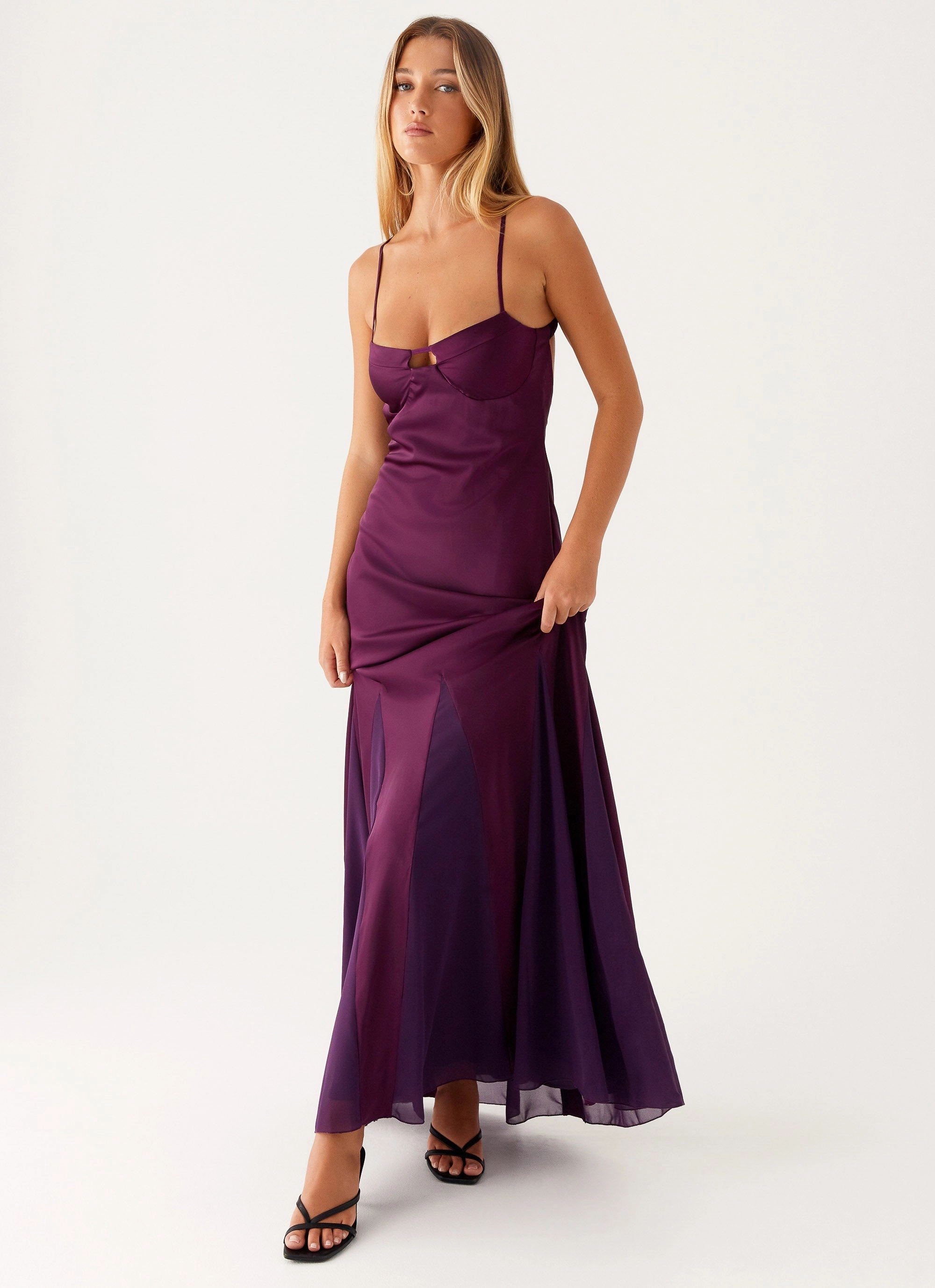 Move Free Stylish dinner attire Ravello Maxi Dress - Mulberry