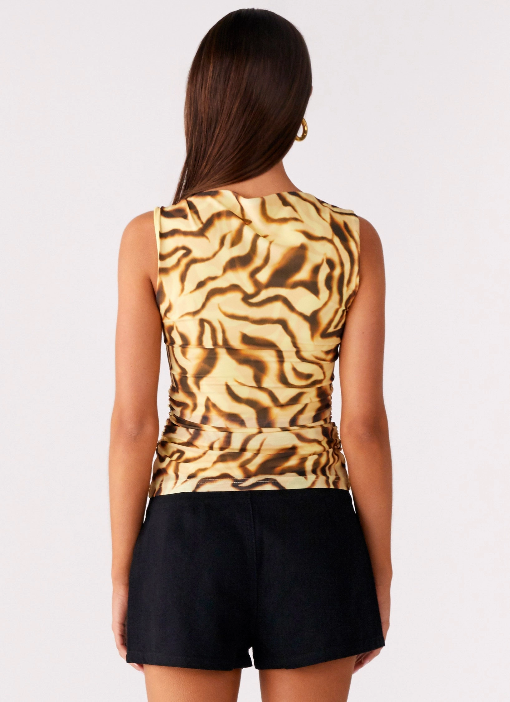 PaddedInsulation On read Tank Top - Yellow Zebra