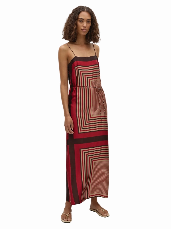 Simple yet chic gown Light material Svea Maxi Dress in Ylva Print