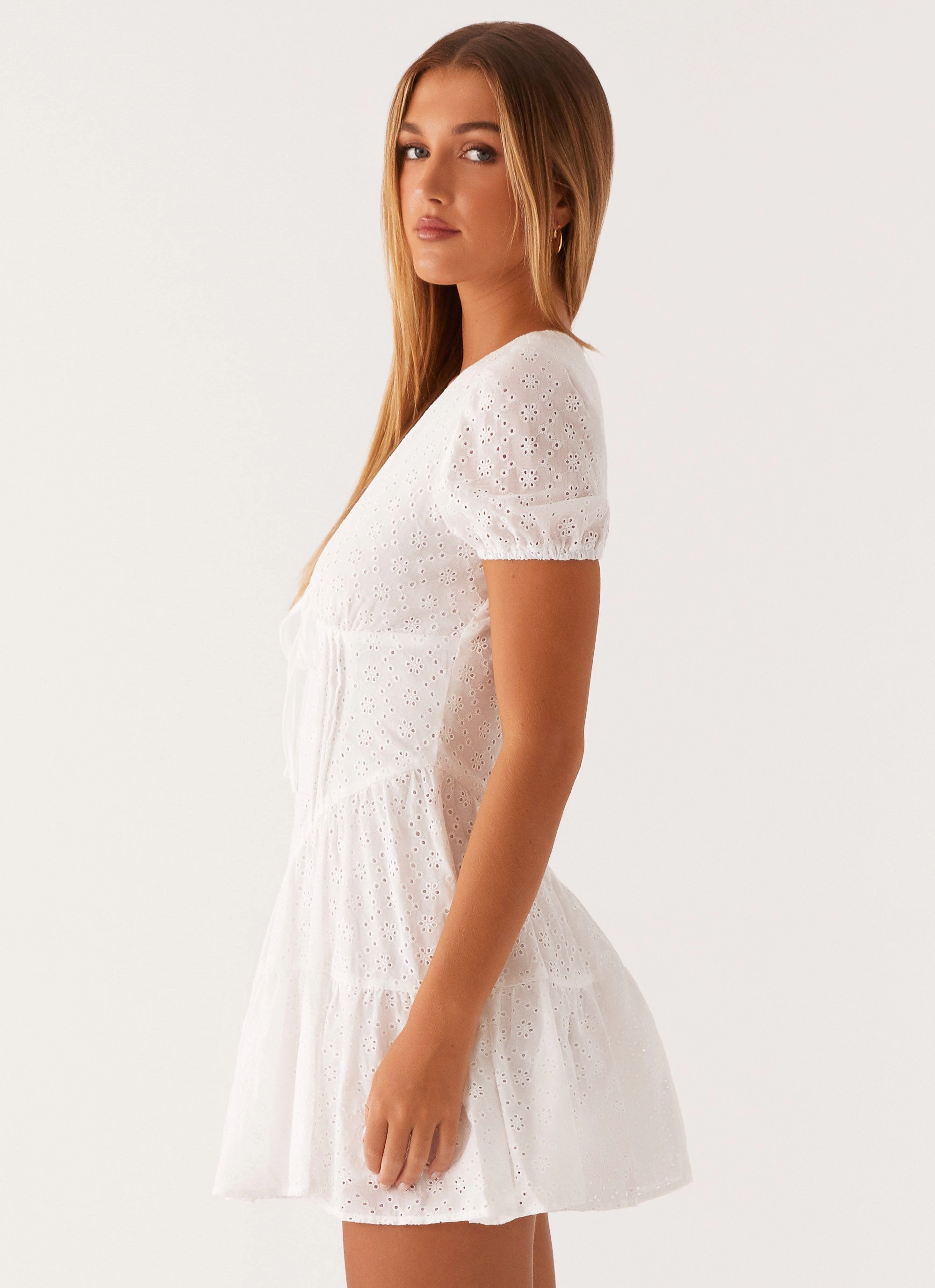 Vintage-Inspired Sweetness Mini Dress - White