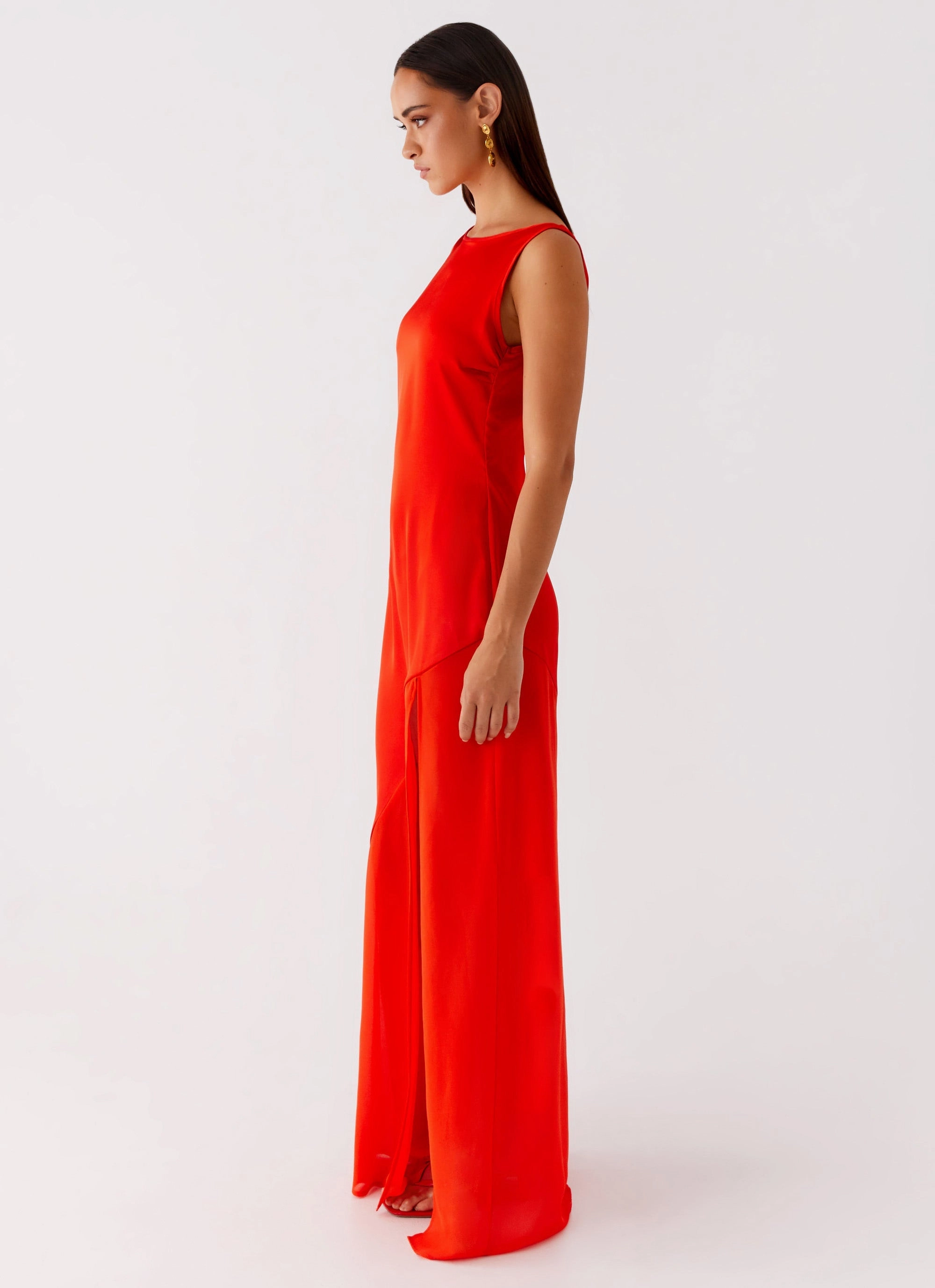 Ramiro Maxi Dress - Red Perfectly Tailored Rooftop-Event