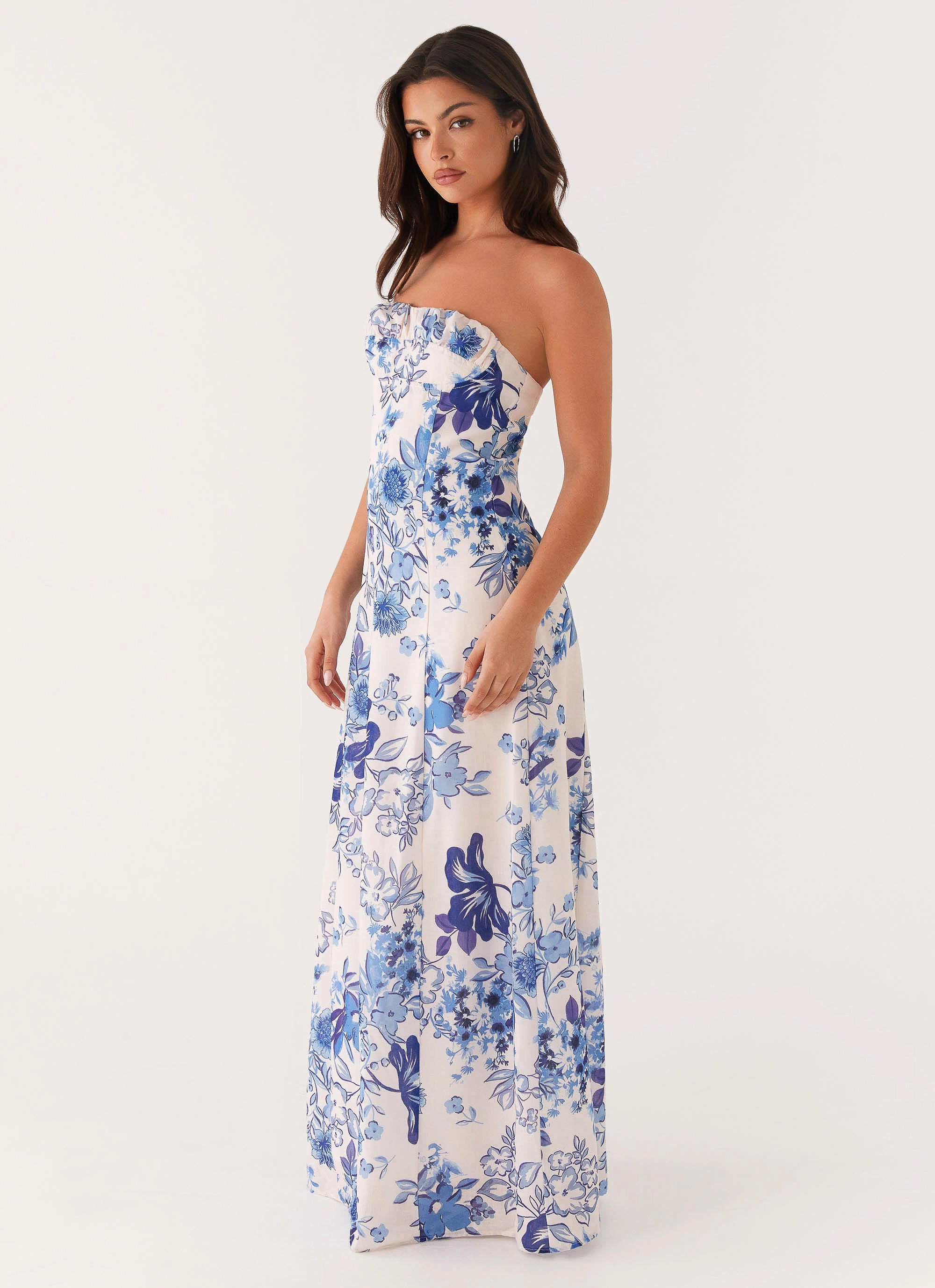 Effortless weekend dress Silky Drape Tayla Linen Maxi Dress - Serene Sky Floral
