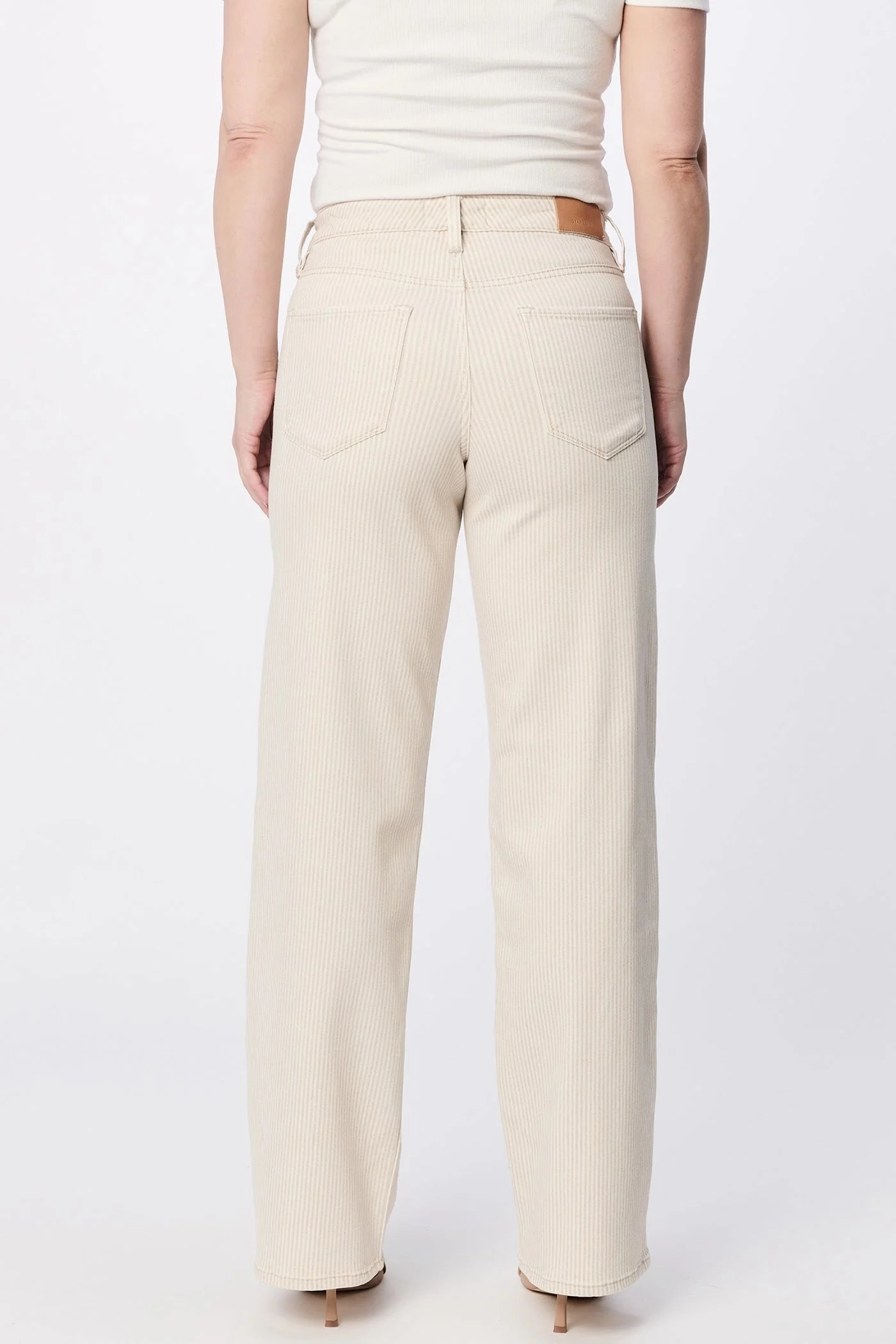 Overlock Edging Yarn Dye Stripe Taylor Straight Leg Jeans - Sand Stripe