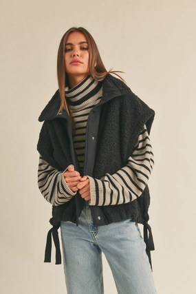 Neutral Tone Stitching Teddy Utility Vest - Black