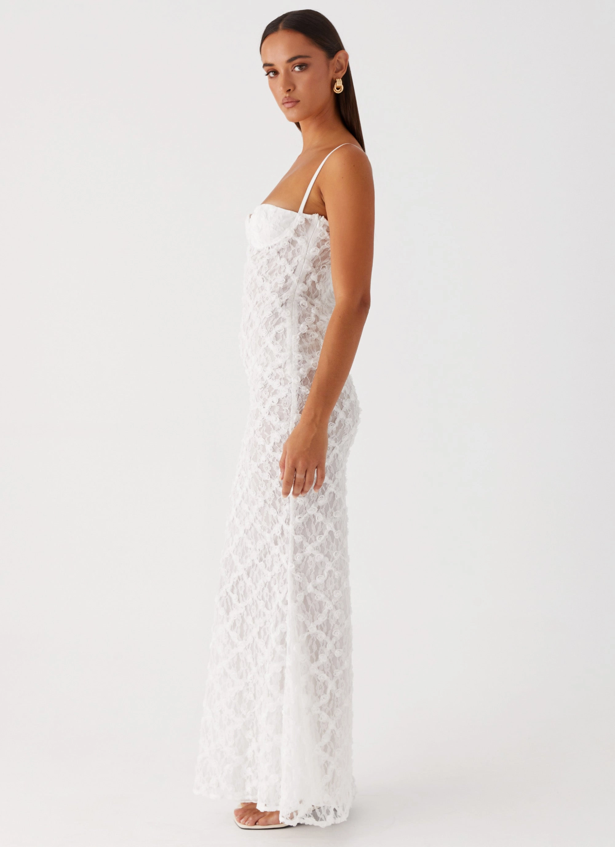 Cozy Balance Street Motion That Girl Maxi Dress - White