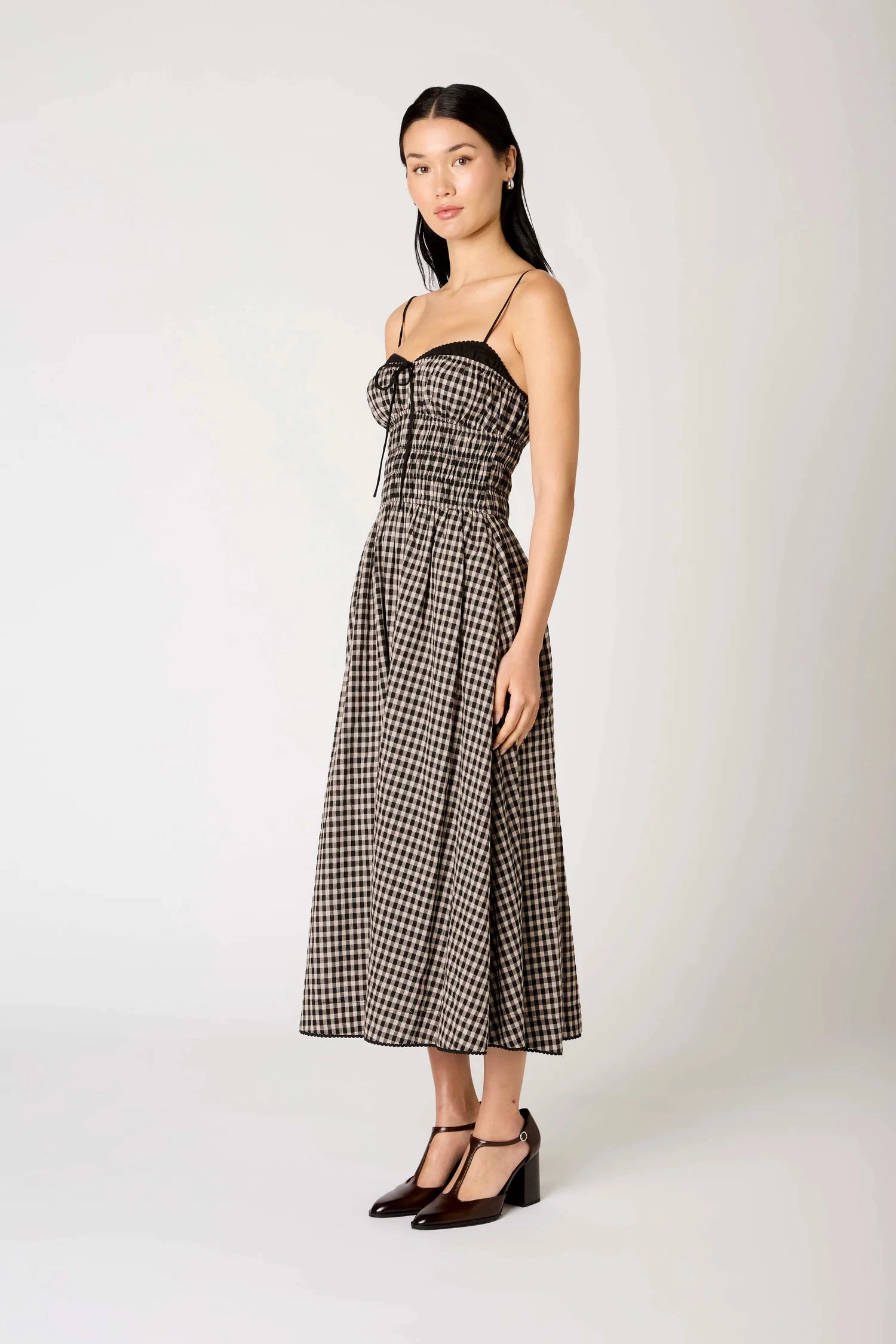 Thomas Dress - Oat Crisp Silhouette