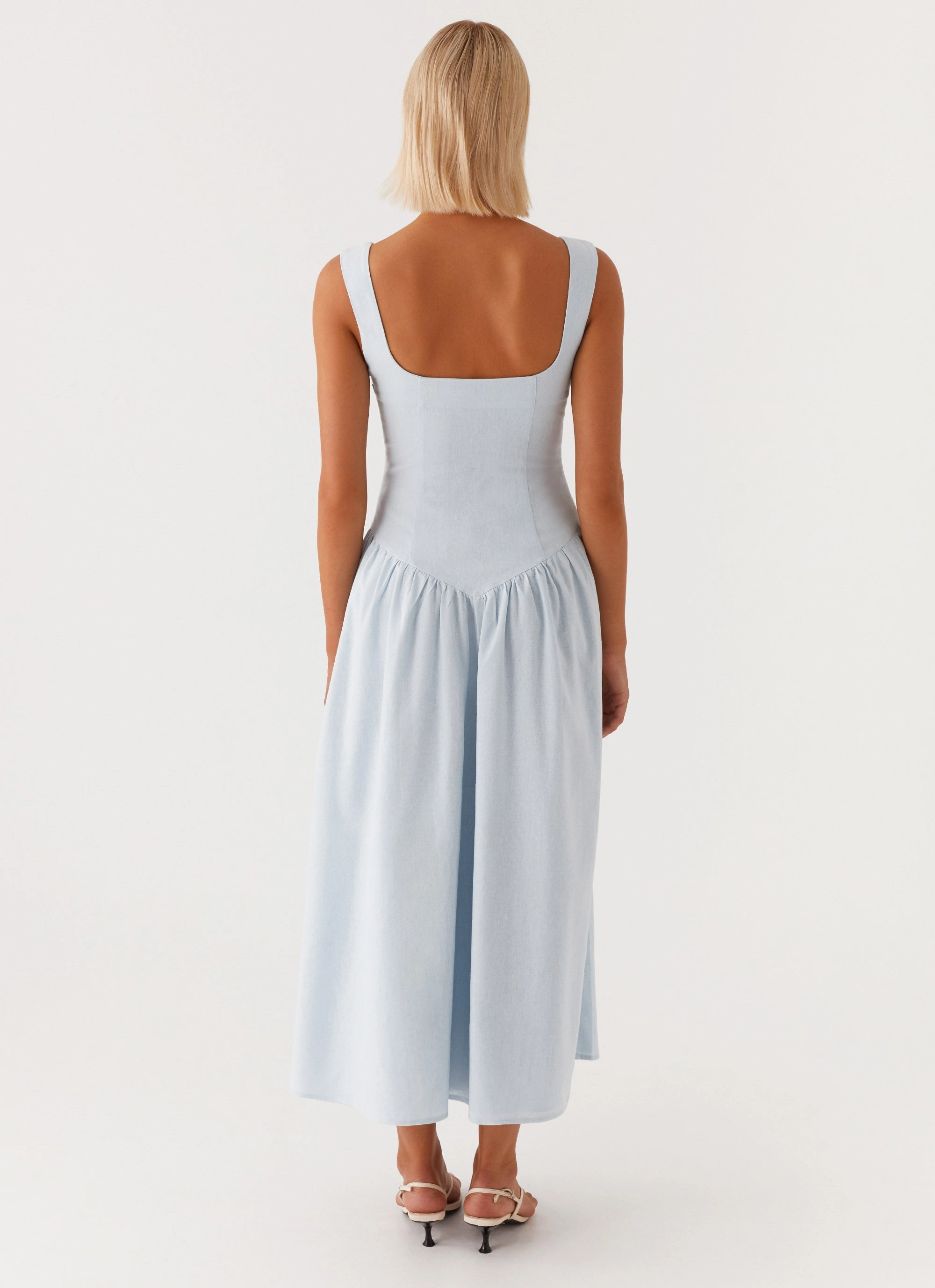 Suzie Midi Dress - Blue Day To Night Minimal Outfit