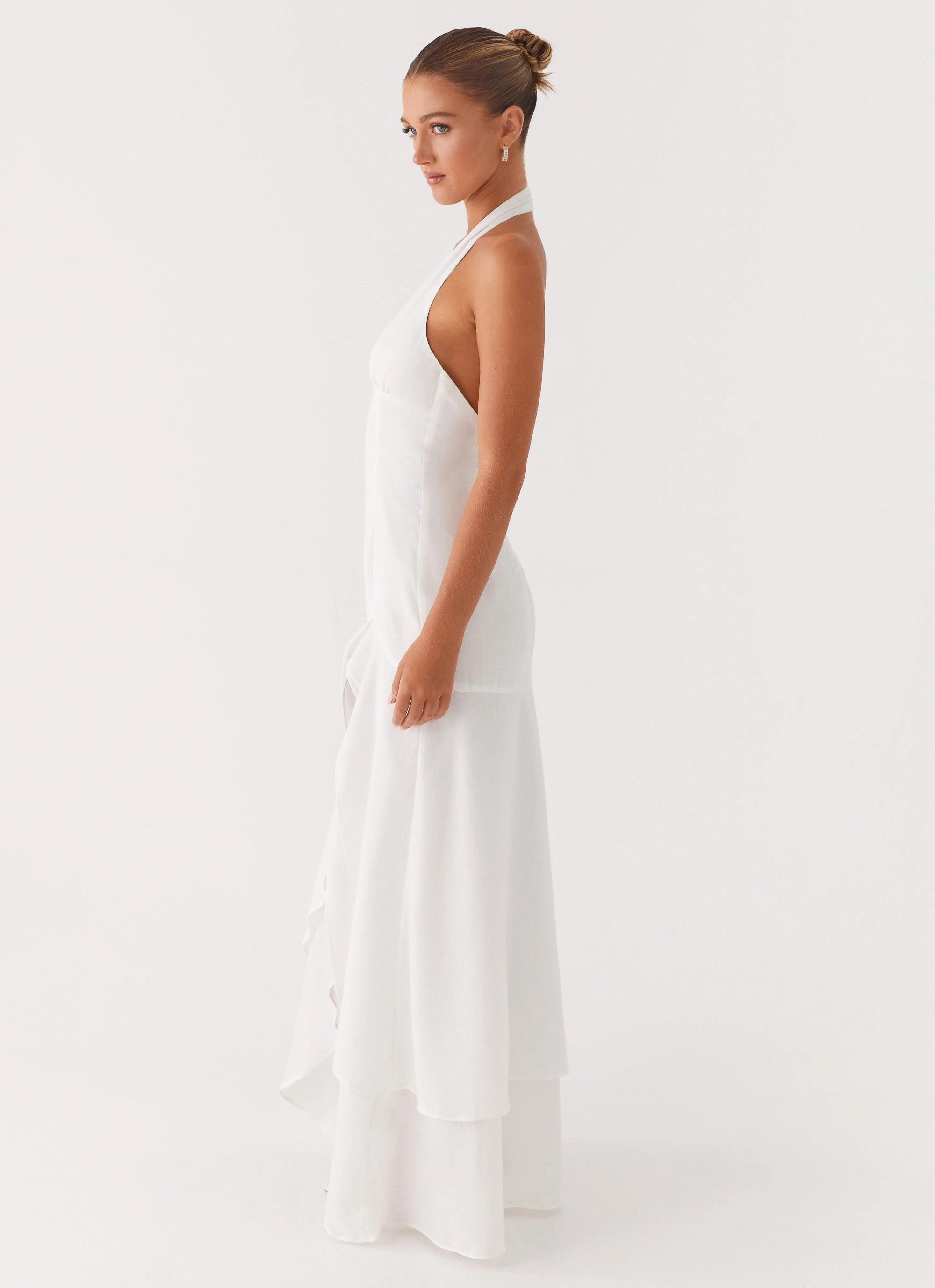 Turu Maxi Dress - White Soft fabric piece
