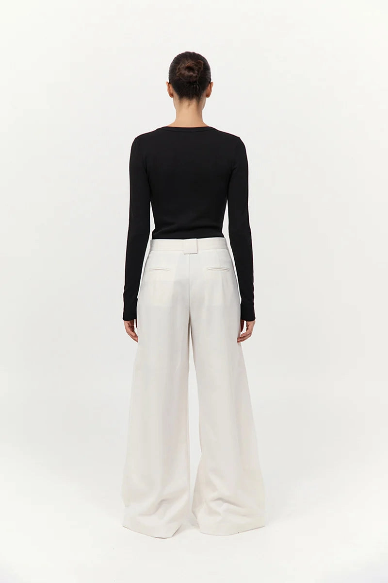 Detachable belt Slim Silhouette Twill Wide Leg Pleat Pants in Off White