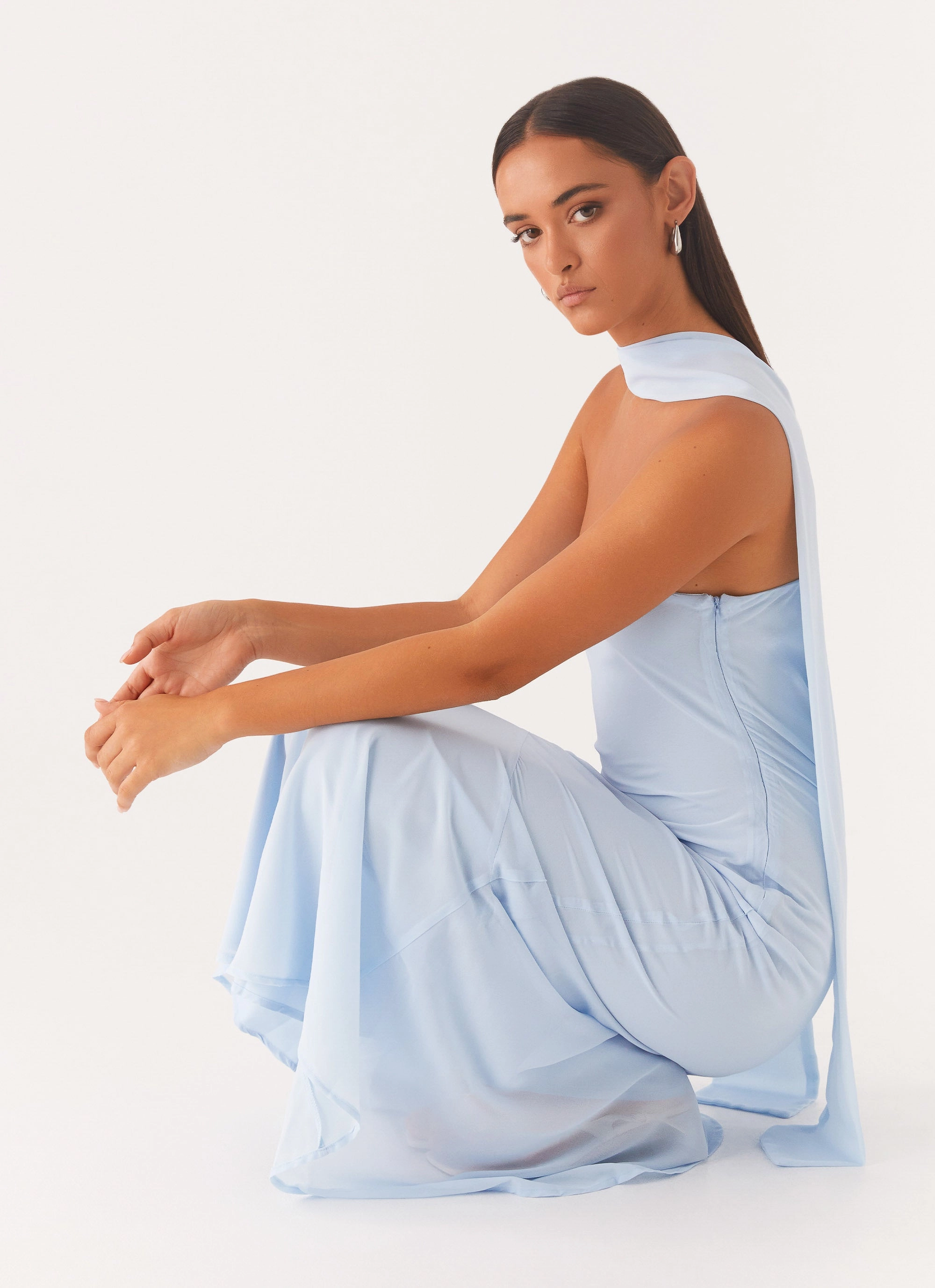 Under The Pagoda Maxi Dress - Blue Matte Look