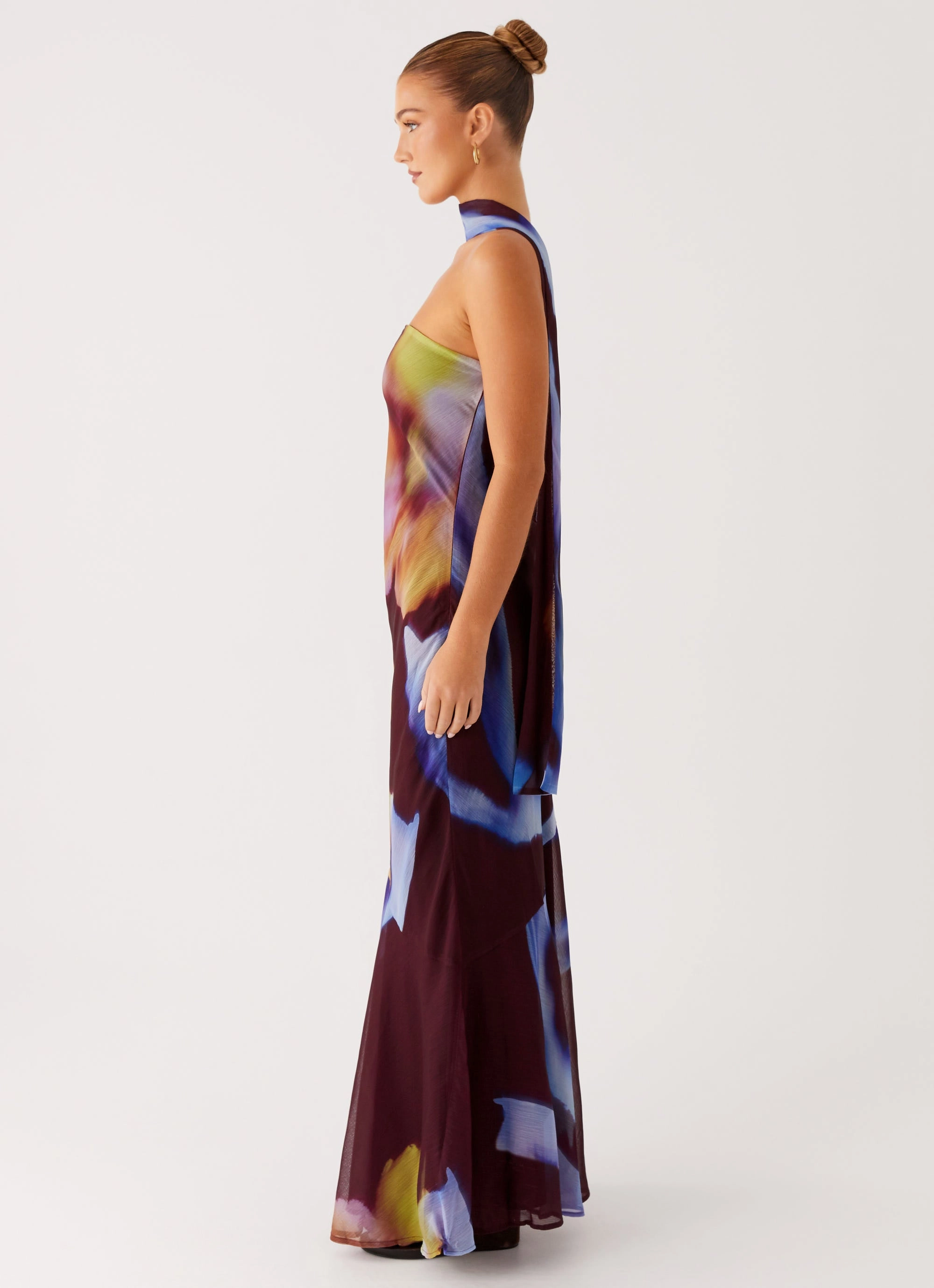 Under The Pagoda Maxi Dress - Dark Floral Mix-And-Match Villa Mood