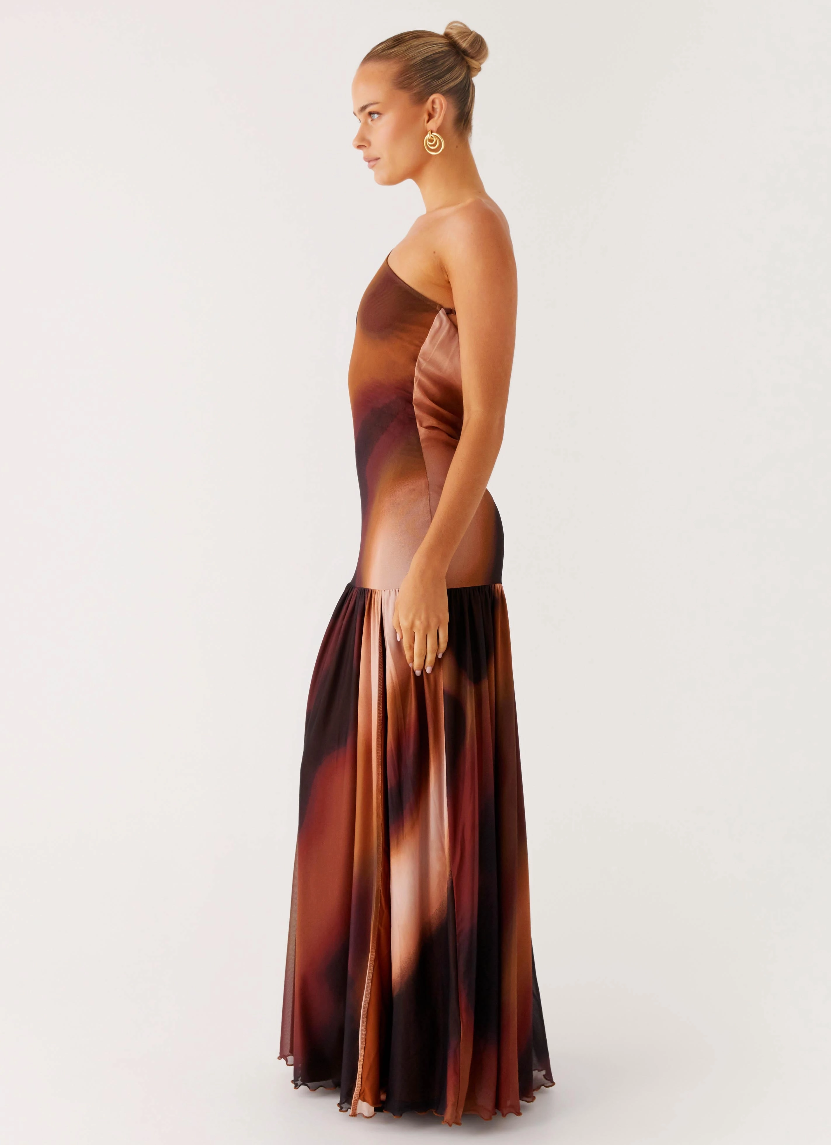 Carlina Maxi Dress - Black Gradient Pure Aesthetic